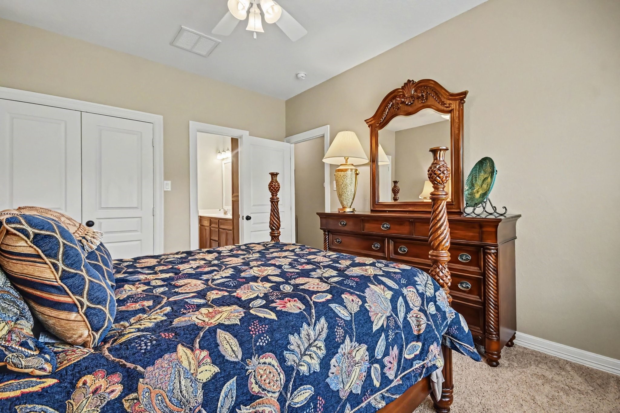 7211 Bayou Timbers Drive, Alvin, TX 77511