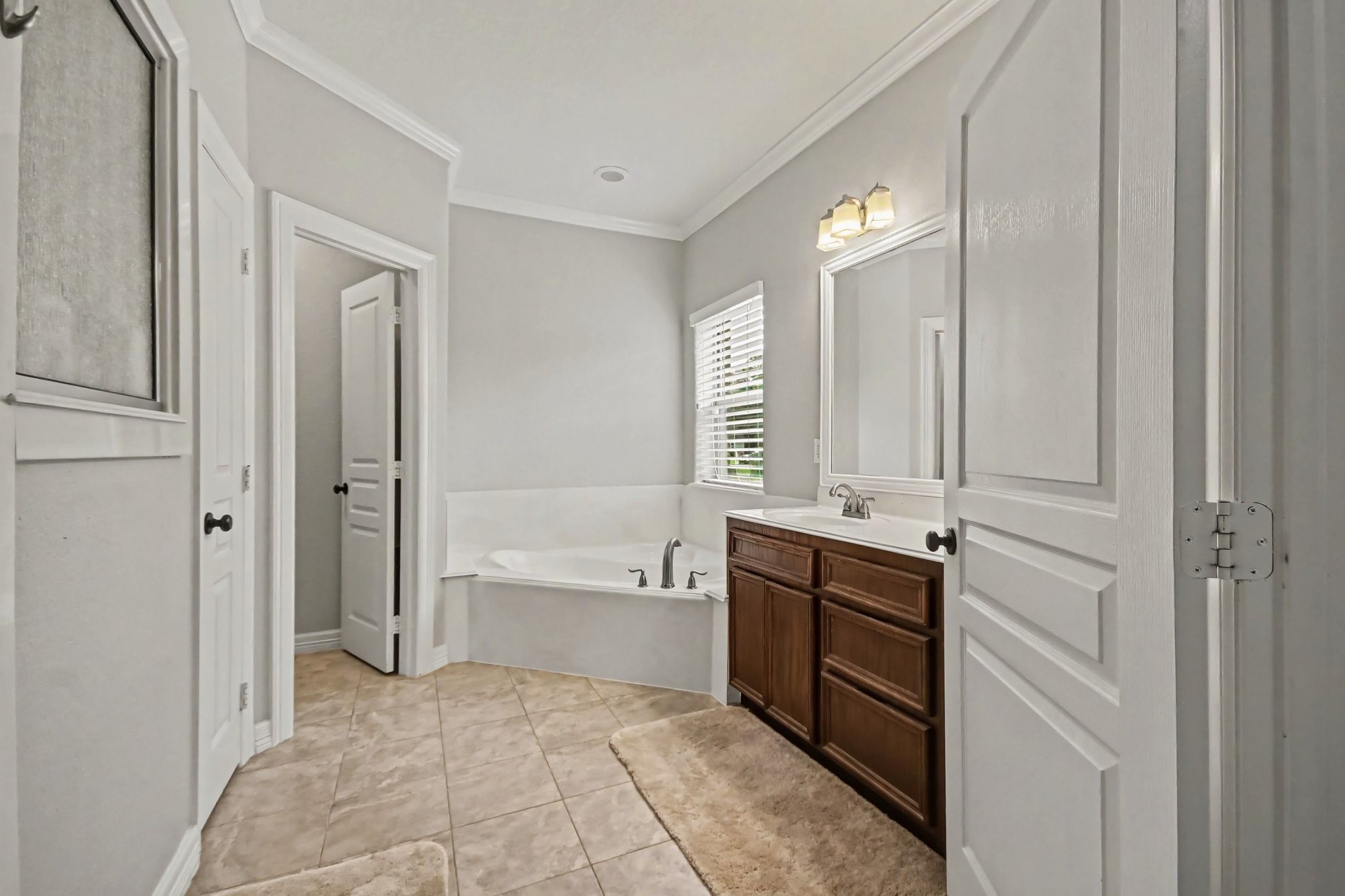 7211 Bayou Timbers Drive, Alvin, TX 77511