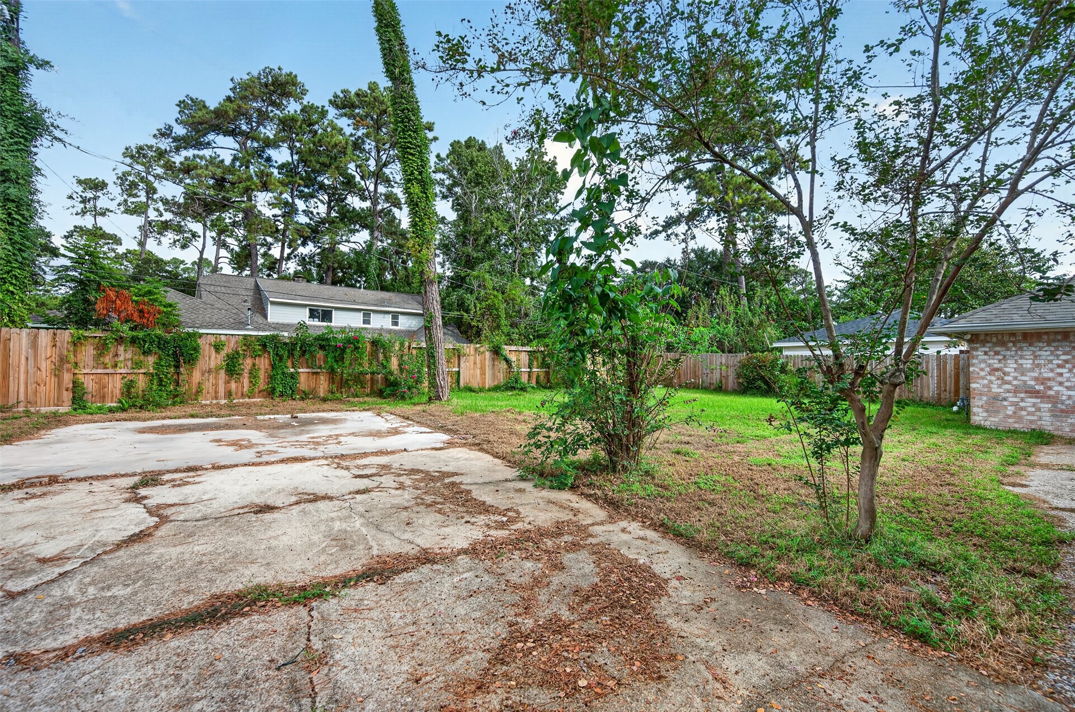 5810 Boyce Springs Drive, Houston, TX 77066