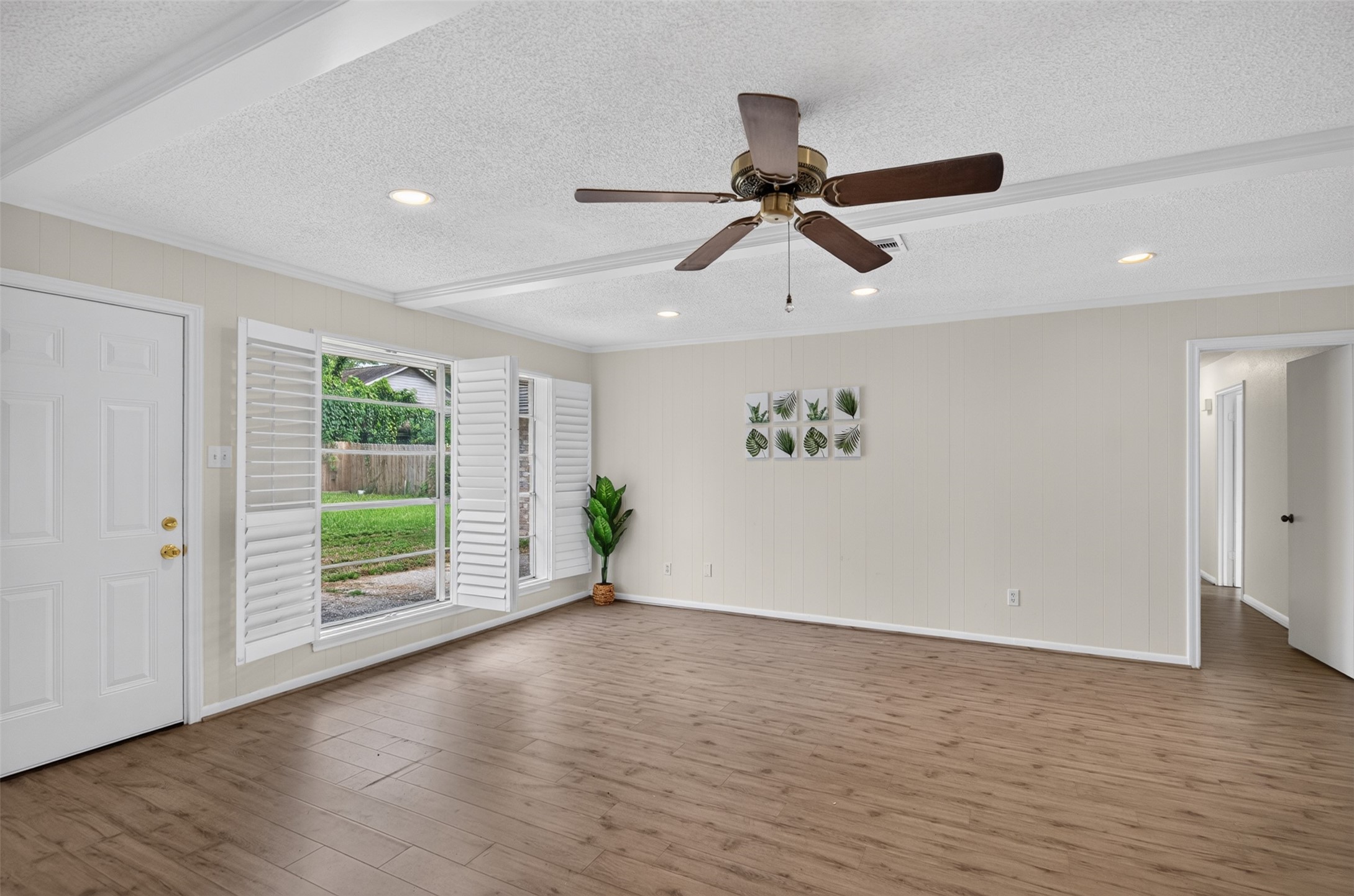 5810 Boyce Springs Drive, Houston, TX 77066