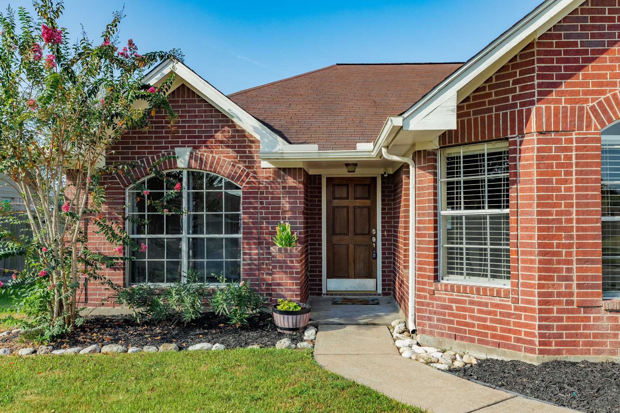 3425 Van Ness Drive, Alvin, TX 77511