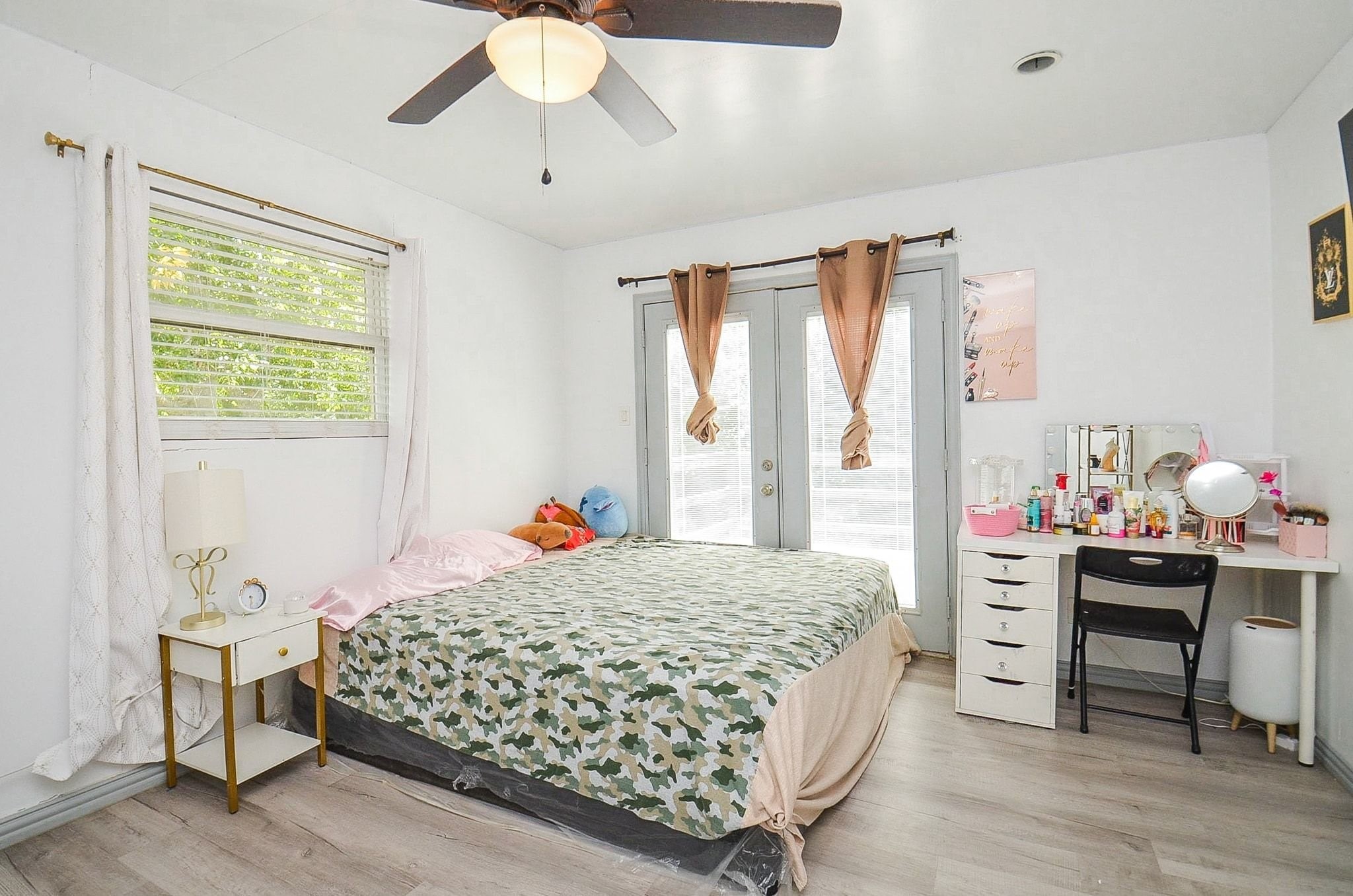 This spacious bedroom has all the space you need! Enough room for a desk, king size bed, and more!