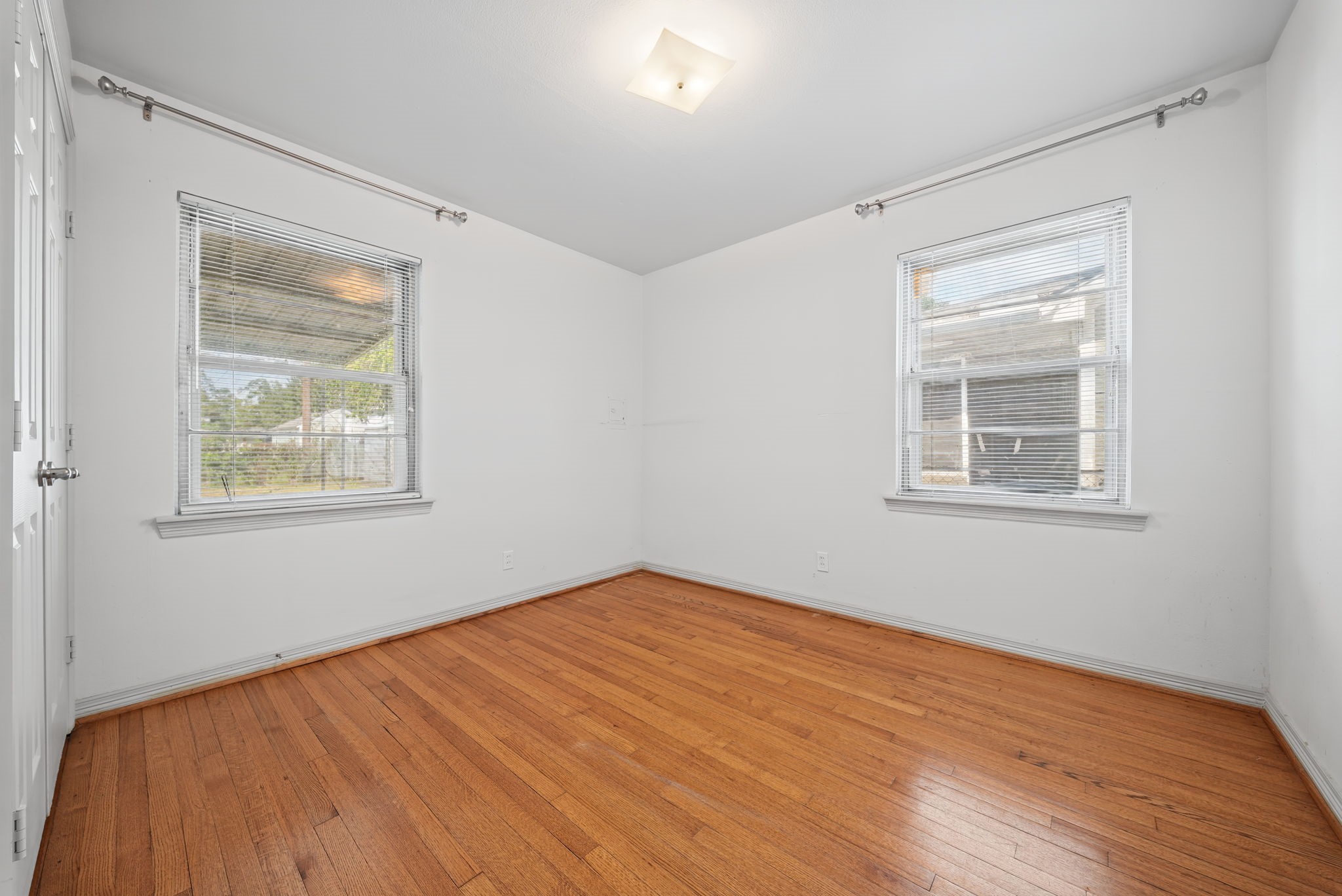 655 Arvana Street, Houston, TX 77034