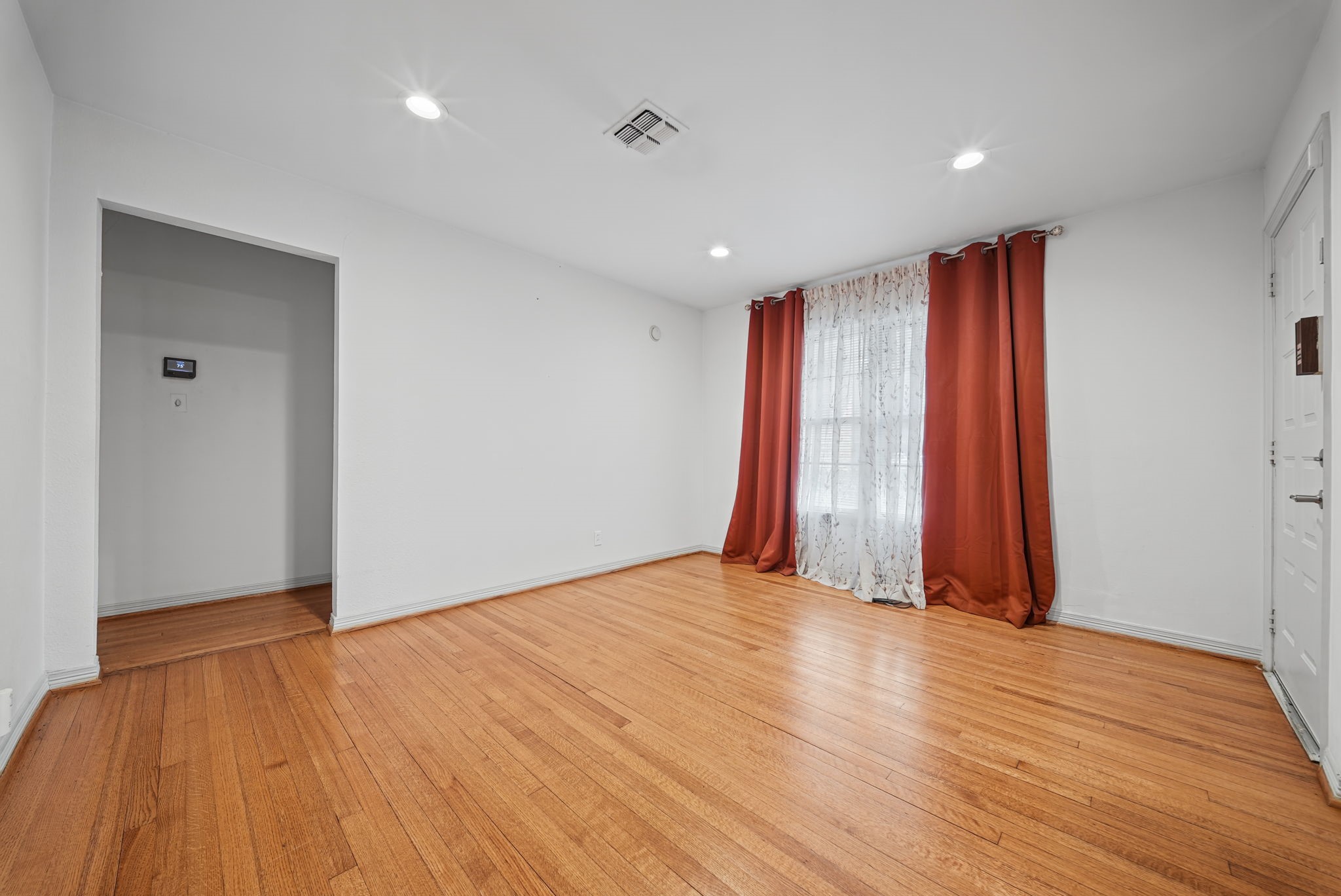 655 Arvana Street, Houston, TX 77034