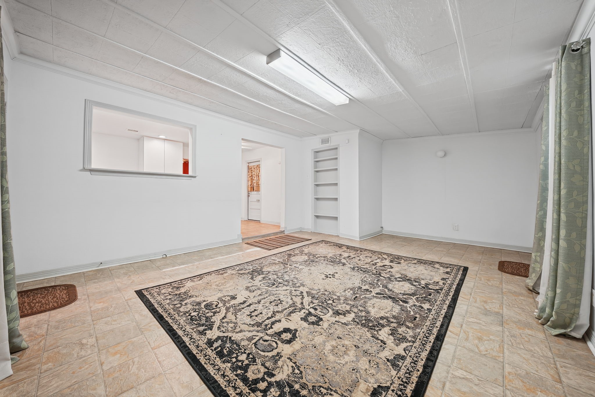 655 Arvana Street, Houston, TX 77034