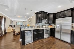 2607 North Freeway, Houston, TX 77009 2607 North Freeway, Houston, TX 77009