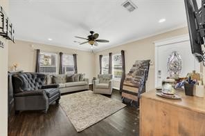 2607 North Freeway, Houston, TX 77009 2607 North Freeway, Houston, TX 77009
