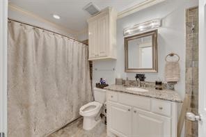 2607 North Freeway, Houston, TX 77009