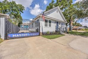 2607 North Freeway, Houston, TX 77009 2607 North Freeway, Houston, TX 77009