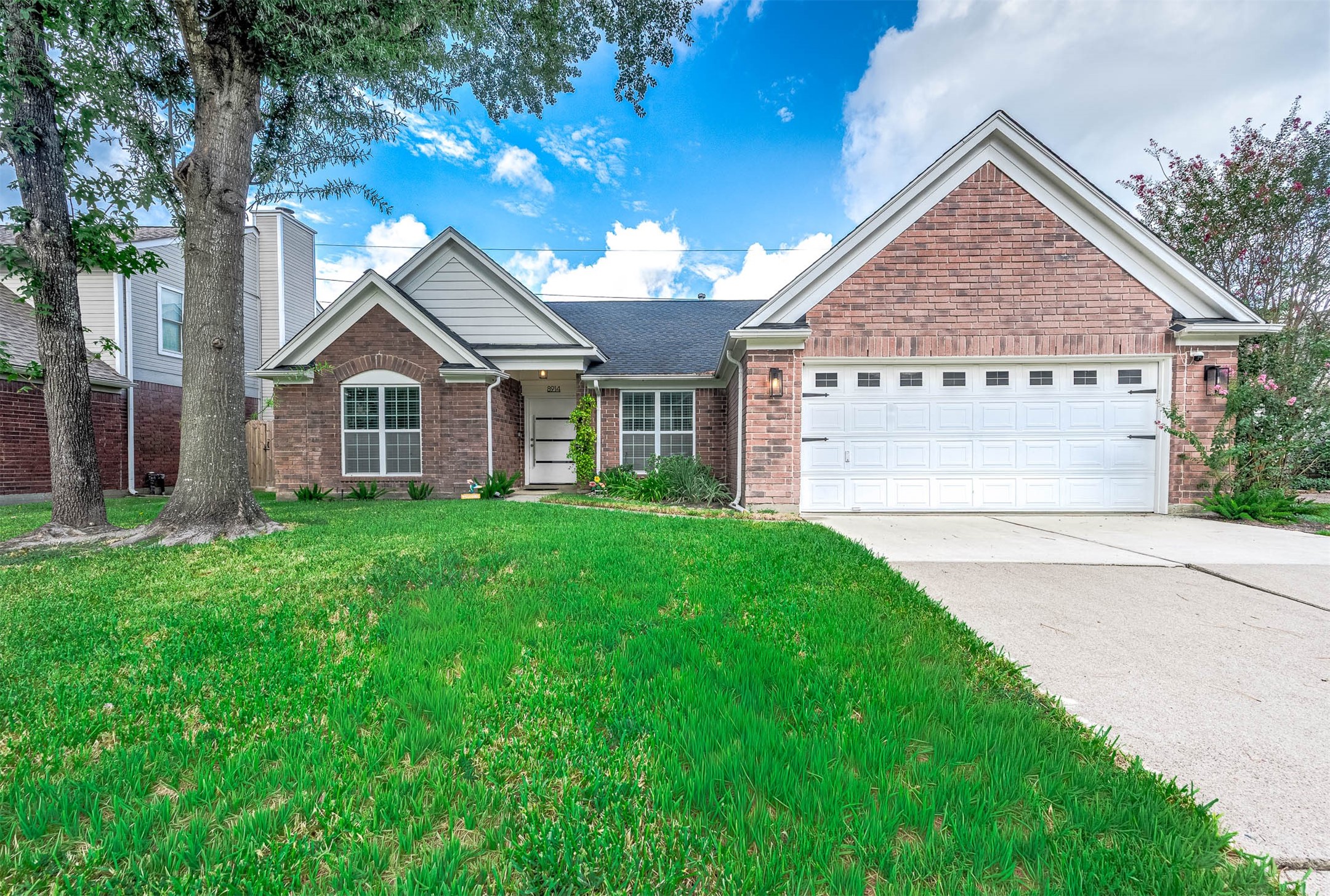Welcome to 8914 Sunny Point Drive!