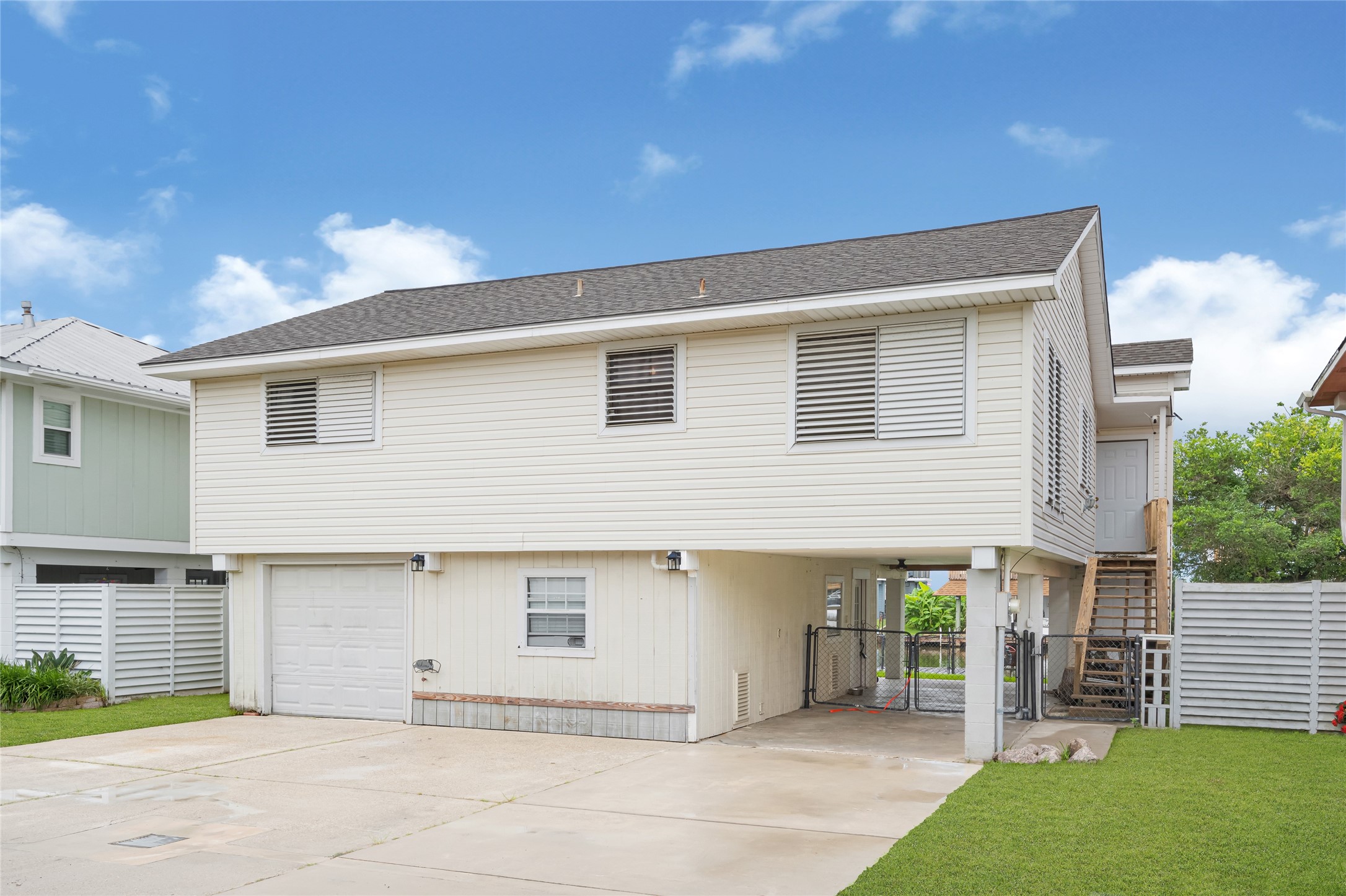 1227 Sailfish St, Hitchcock, TX 77563 1227 Sailfish St, Hitchcock, TX 77563