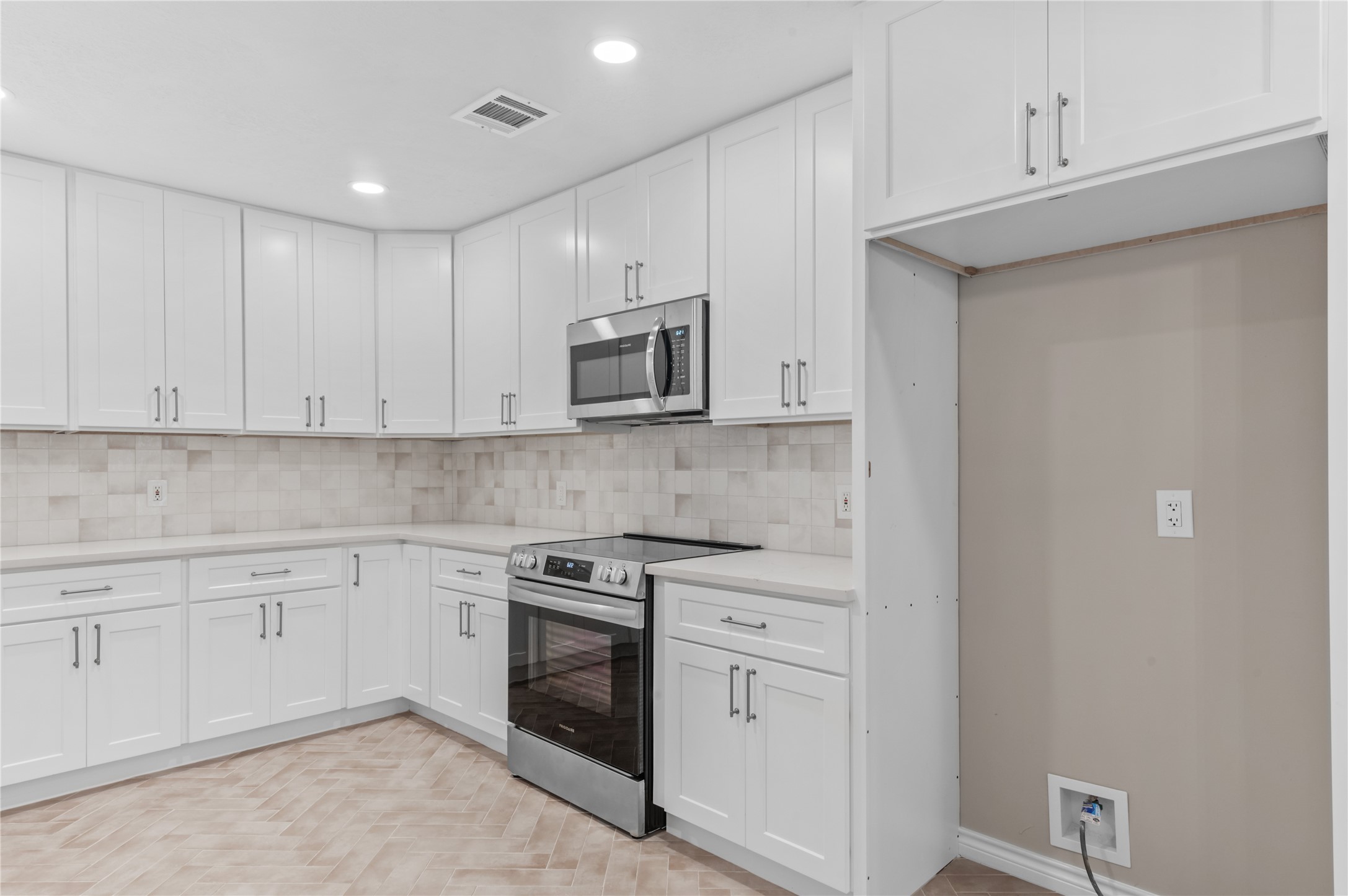 Another view of kitchen