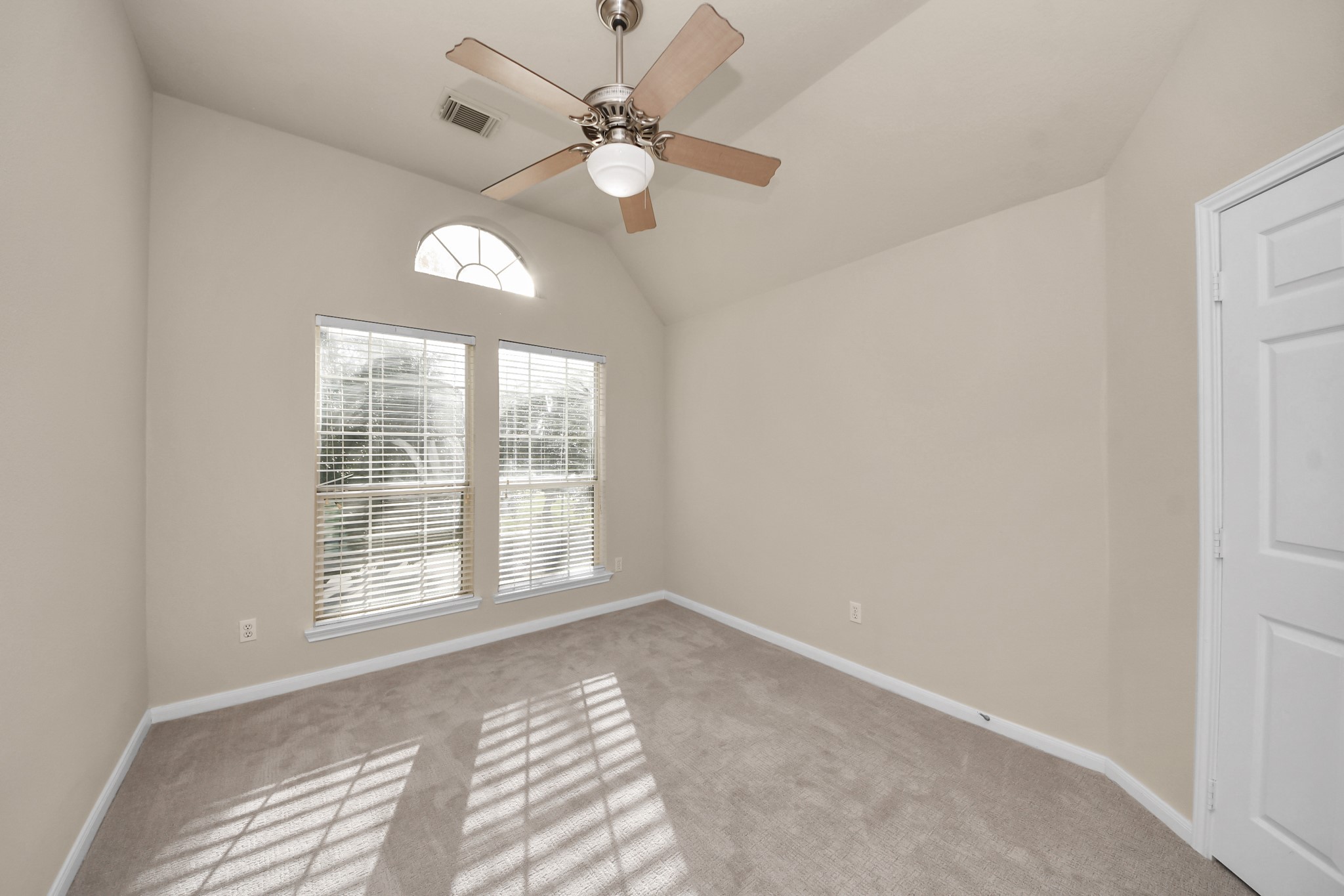 3903 Tigris Ridge Drive, Katy, TX 77449