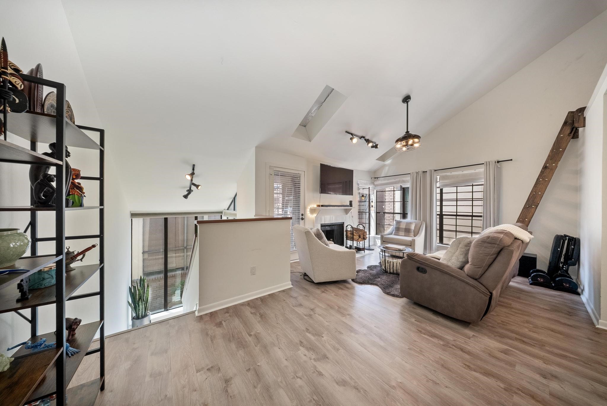 4904 Feagan Street, #1, Houston, TX 77007