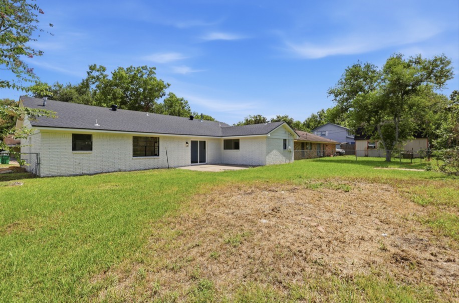 Enjoy a spacious backyard tucked away on a quiet cul-de-sac, offering a peaceful setting with plenty of room to relax, entertain, or create your own outdoor retreat. Virtually enhanced to showcase the possibilities of this inviting space.