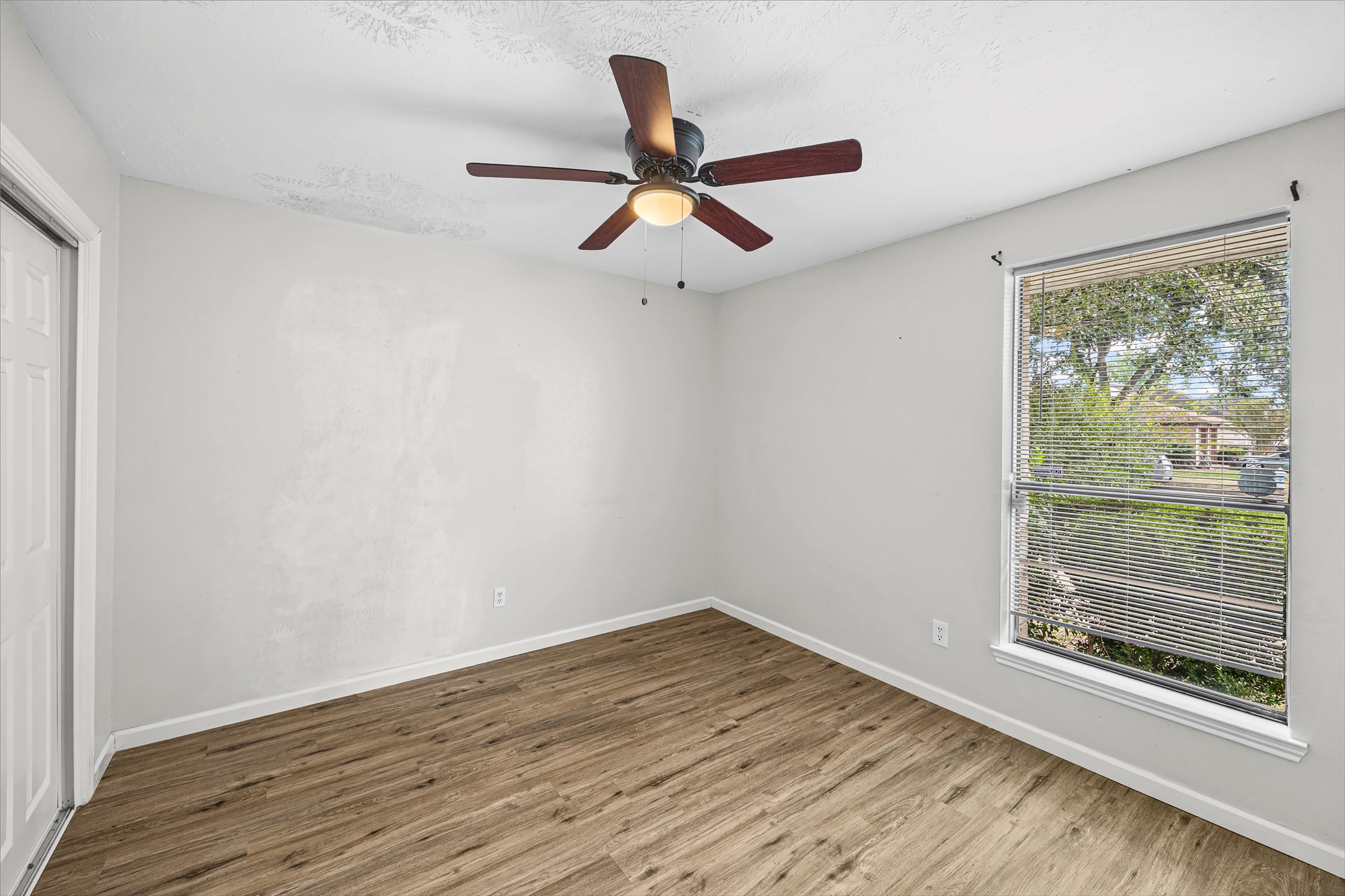 5610 Longforest Drive, Houston, TX 77088