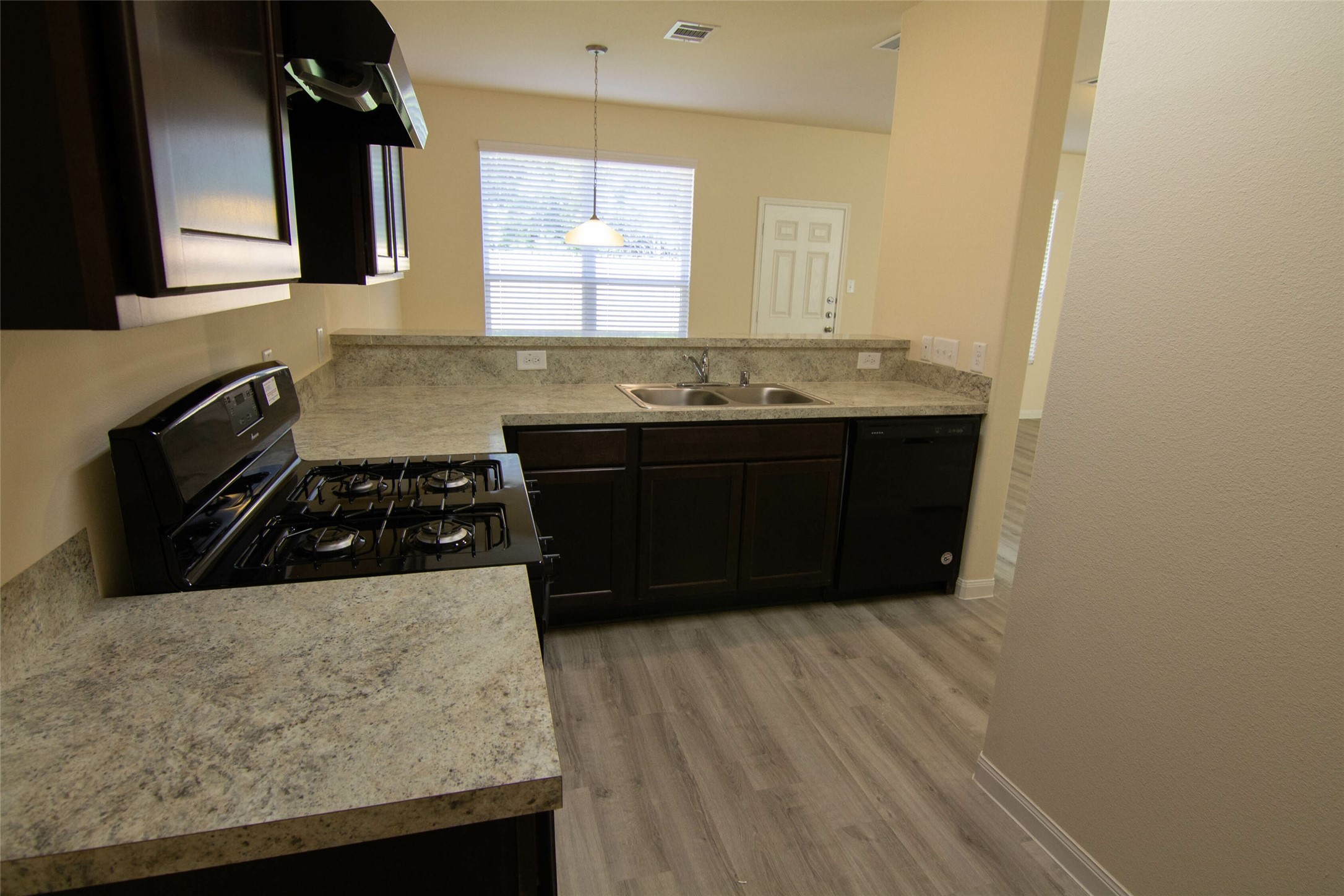 Photos may be representative of the floor plan and not the exact home. Finishes, layout, and features of the actual property for lease may vary.