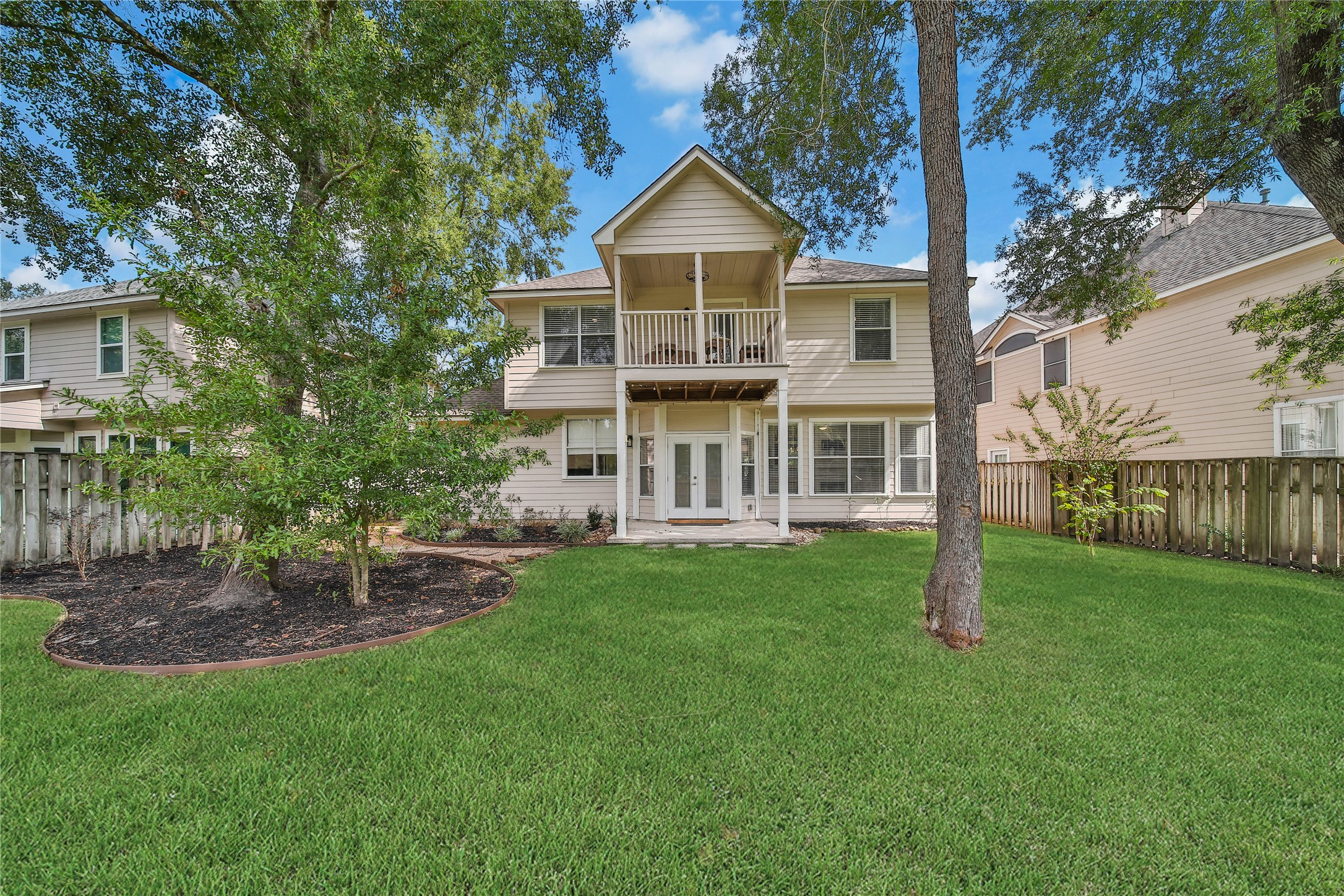 35 S Apple Springs Circle, The Woodlands, TX 77382