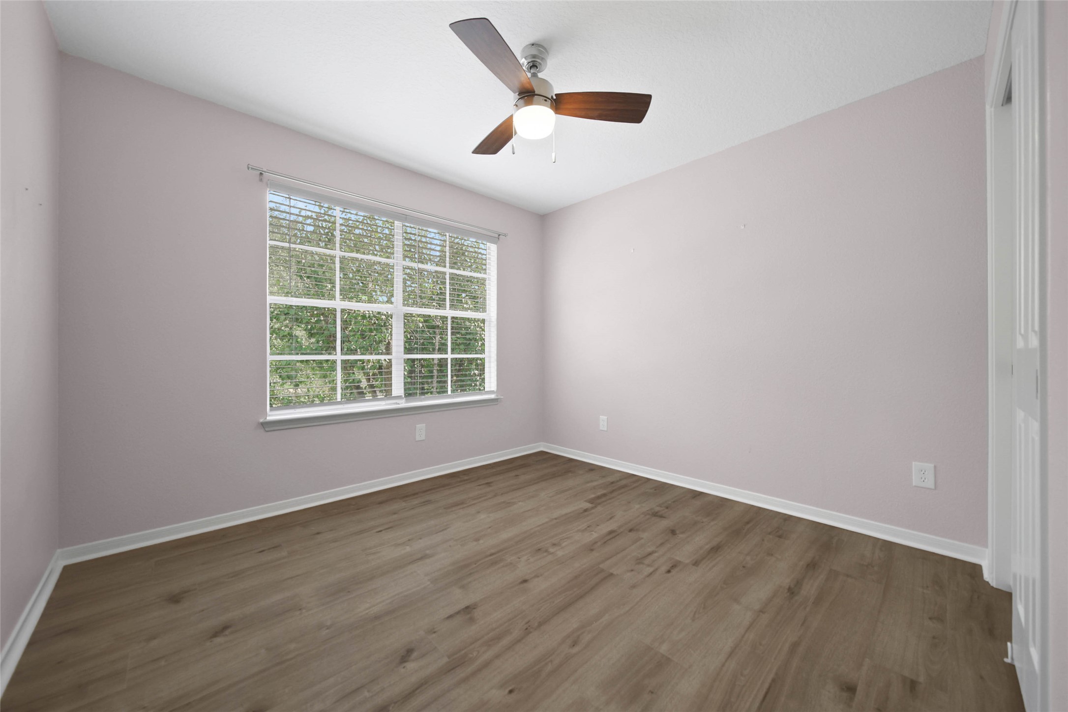 35 S Apple Springs Circle, The Woodlands, TX 77382