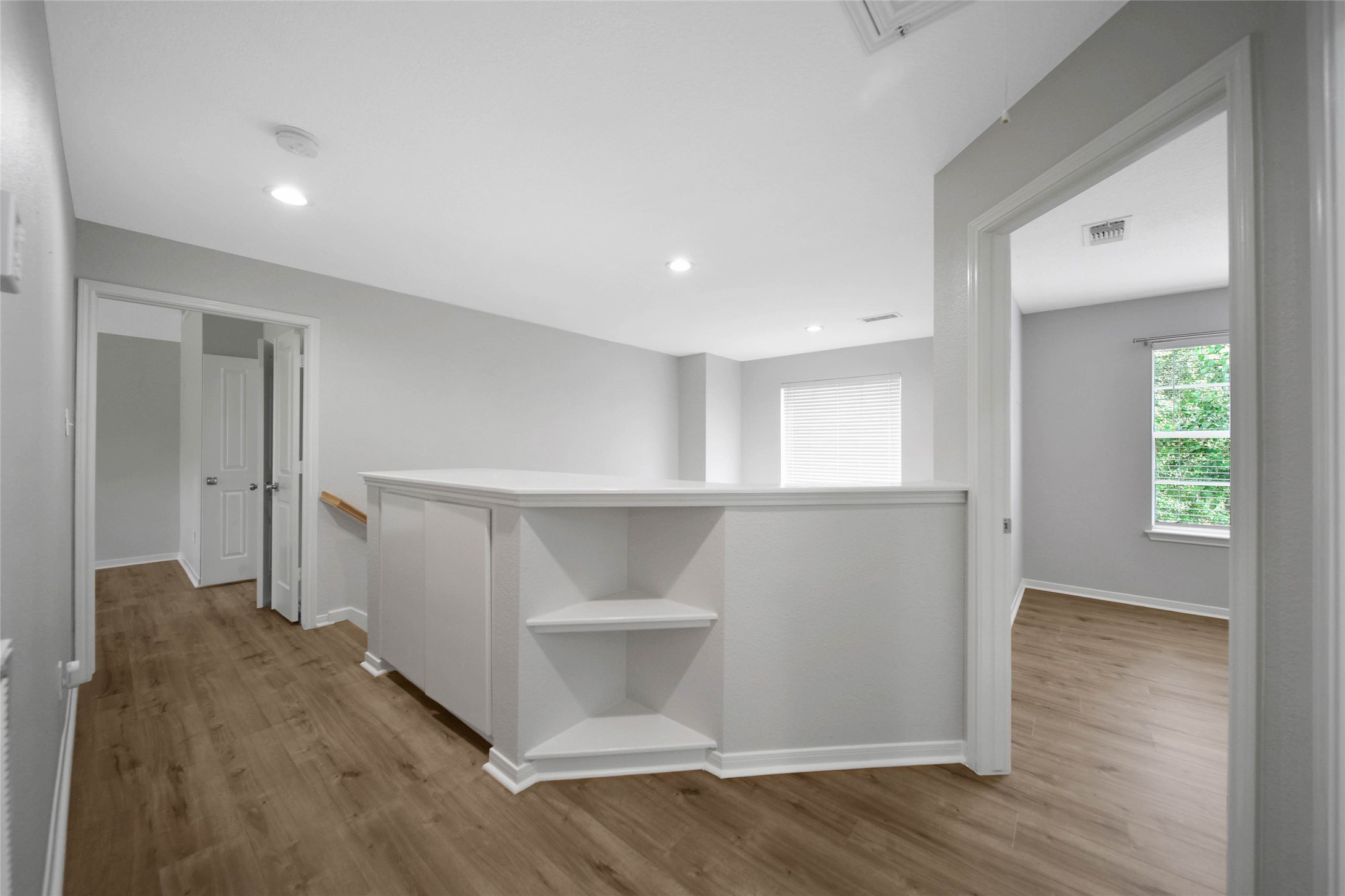35 S Apple Springs Circle, The Woodlands, TX 77382
