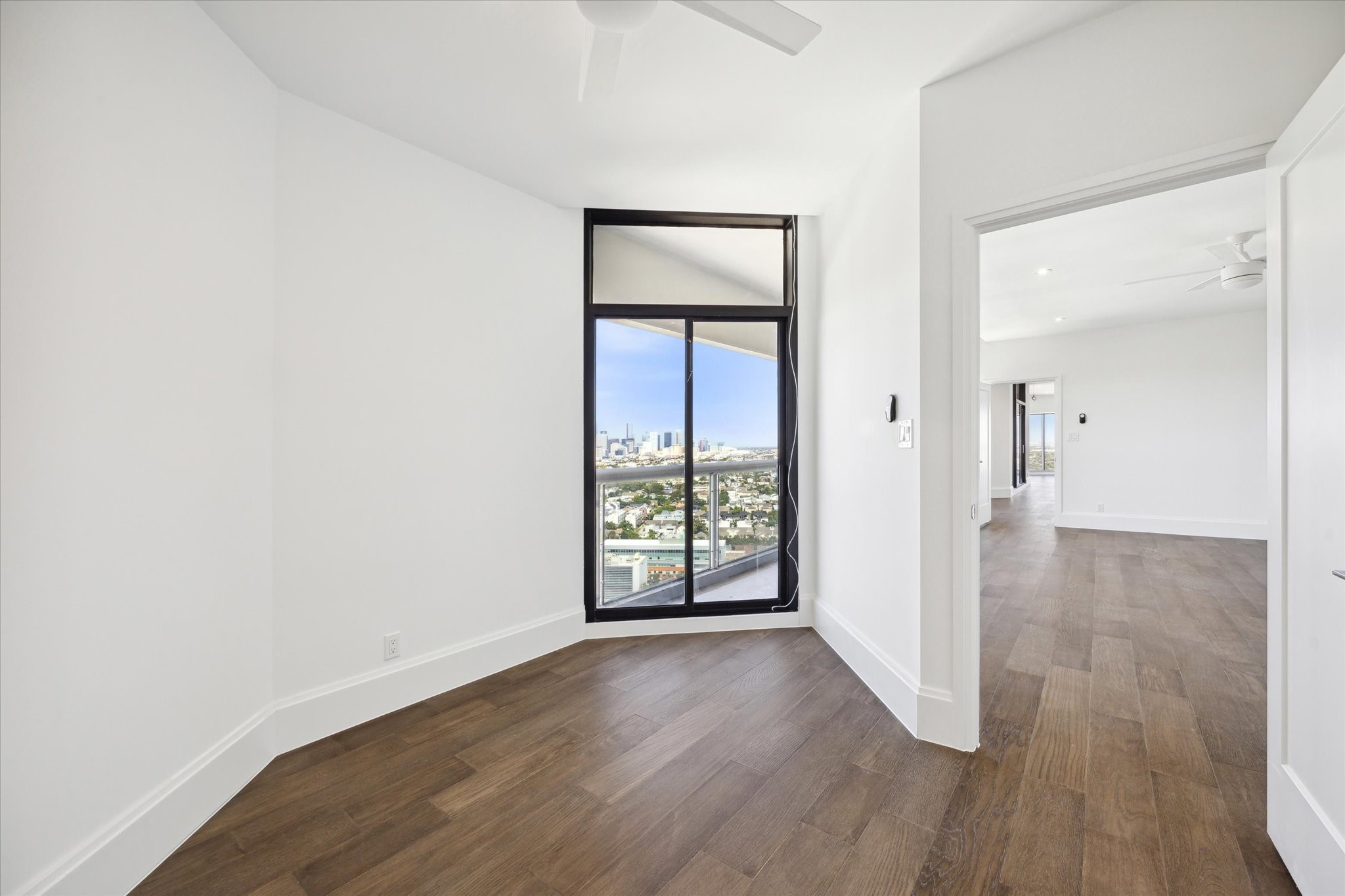 1701 Hermann Drive Drive, #27CE, Houston, TX 77004