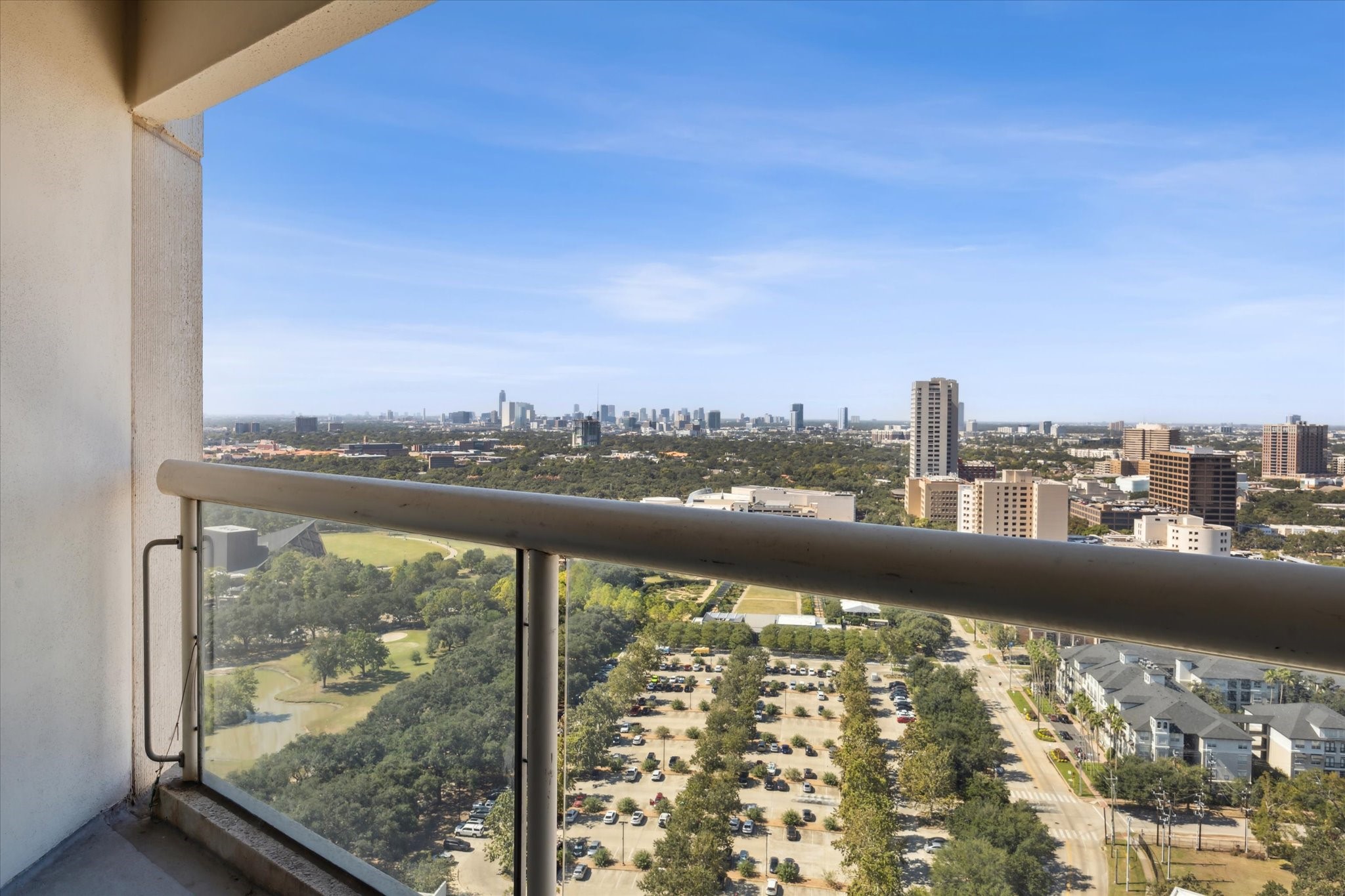 1701 Hermann Drive Drive, #27CE, Houston, TX 77004