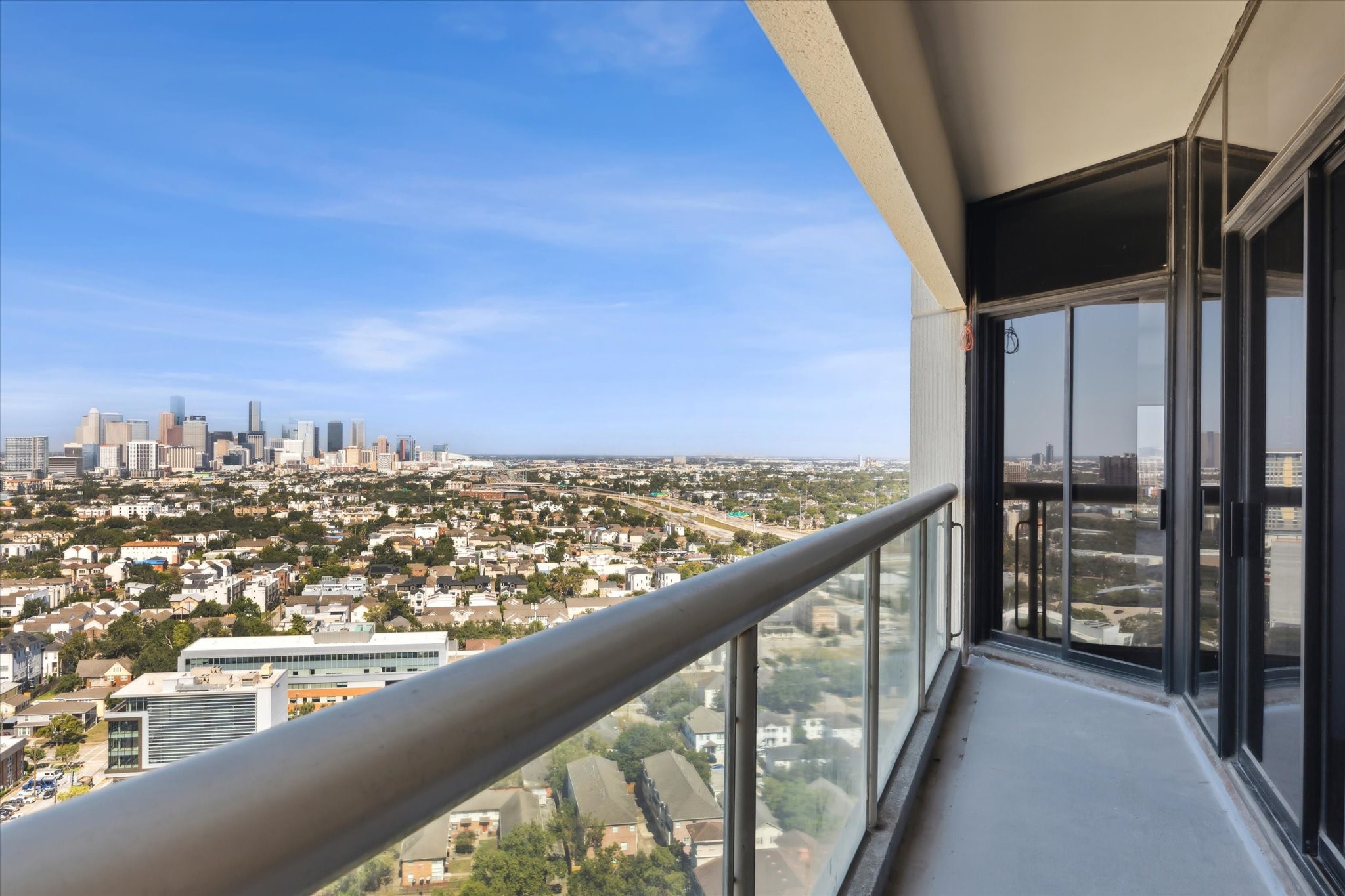 1701 Hermann Drive Drive, #27CE, Houston, TX 77004