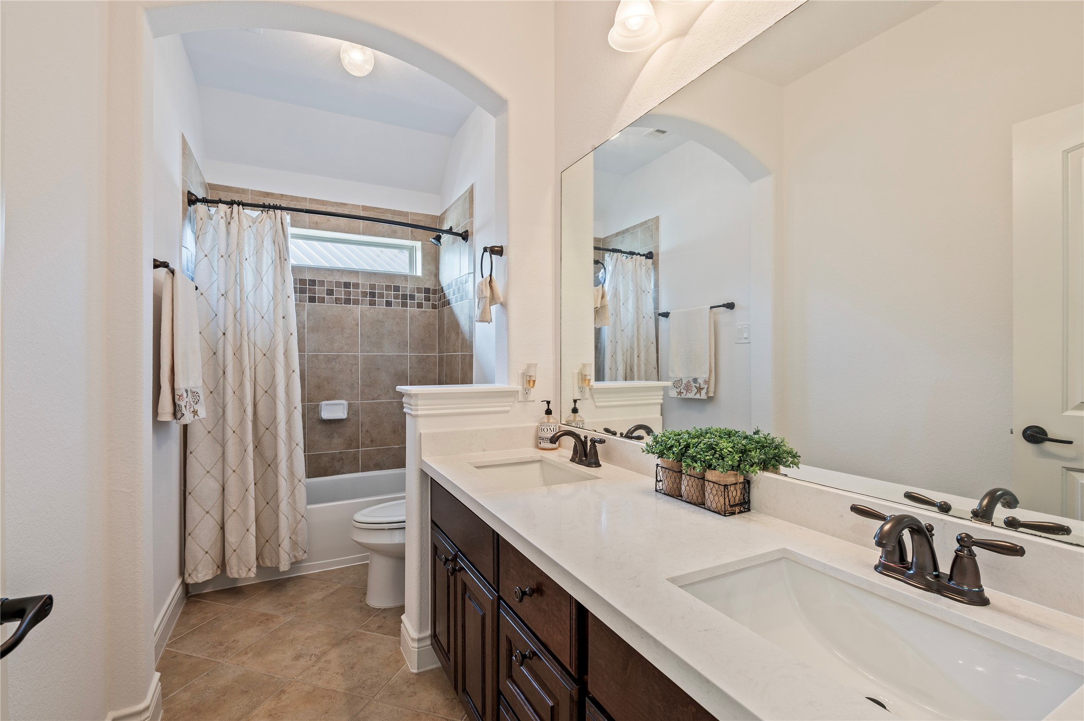 856 Signature Cove, League City, TX 77573