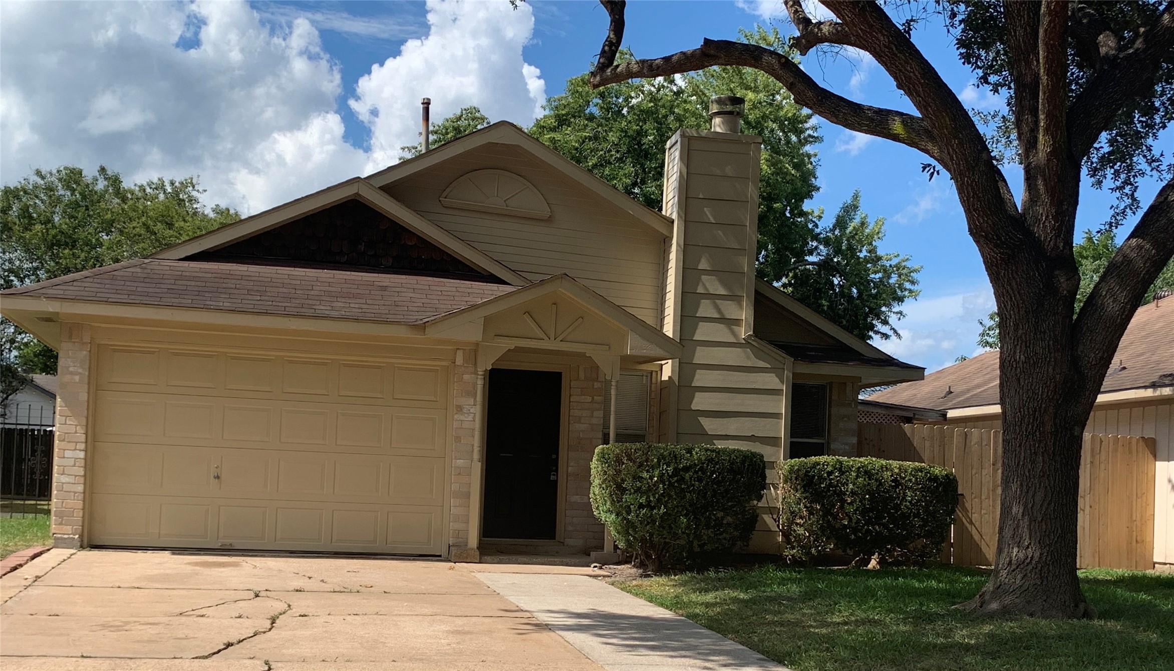 16210 Barbarossa Drive, Houston, TX 77083 16210 Barbarossa Drive, Houston, TX 77083