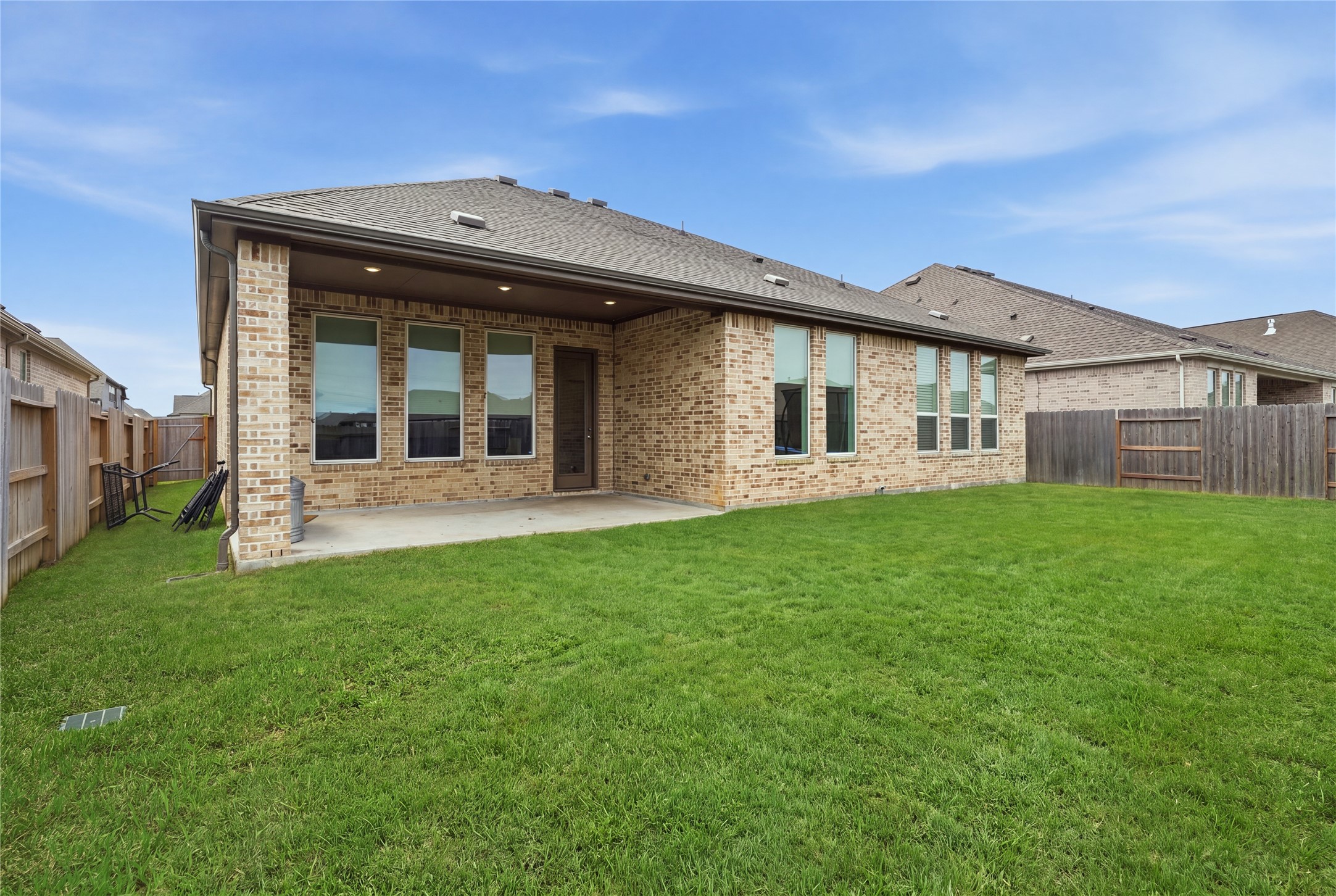 3019 Shelly Bayou Court, League City, TX 77573
