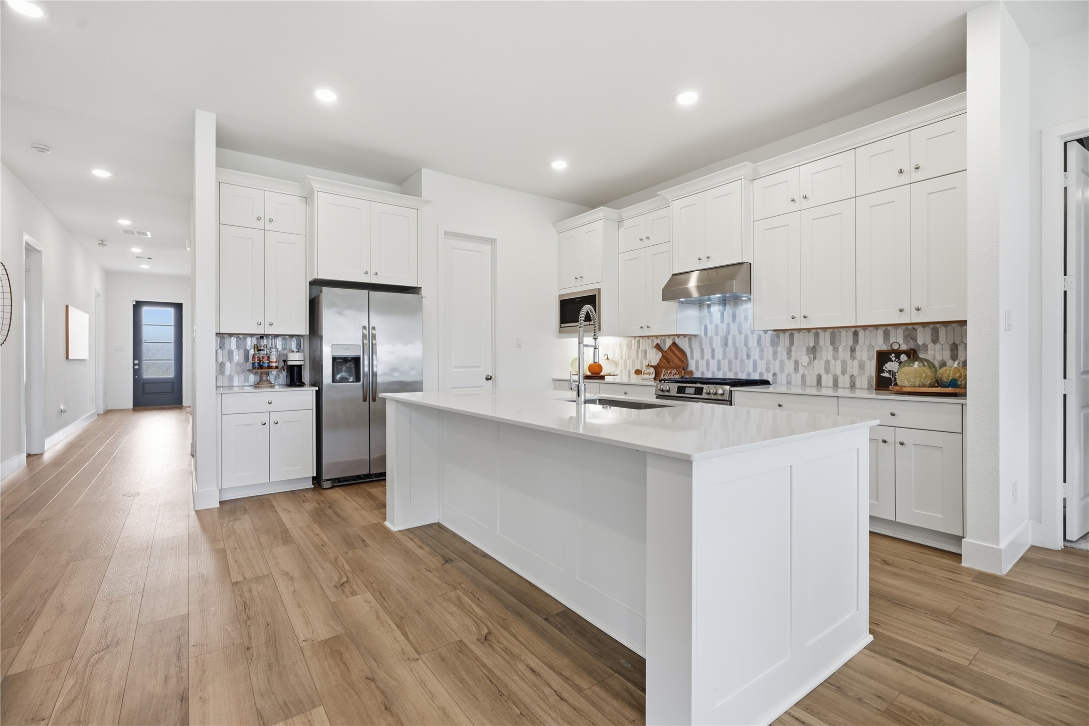 3019 Shelly Bayou Court, League City, TX 77573