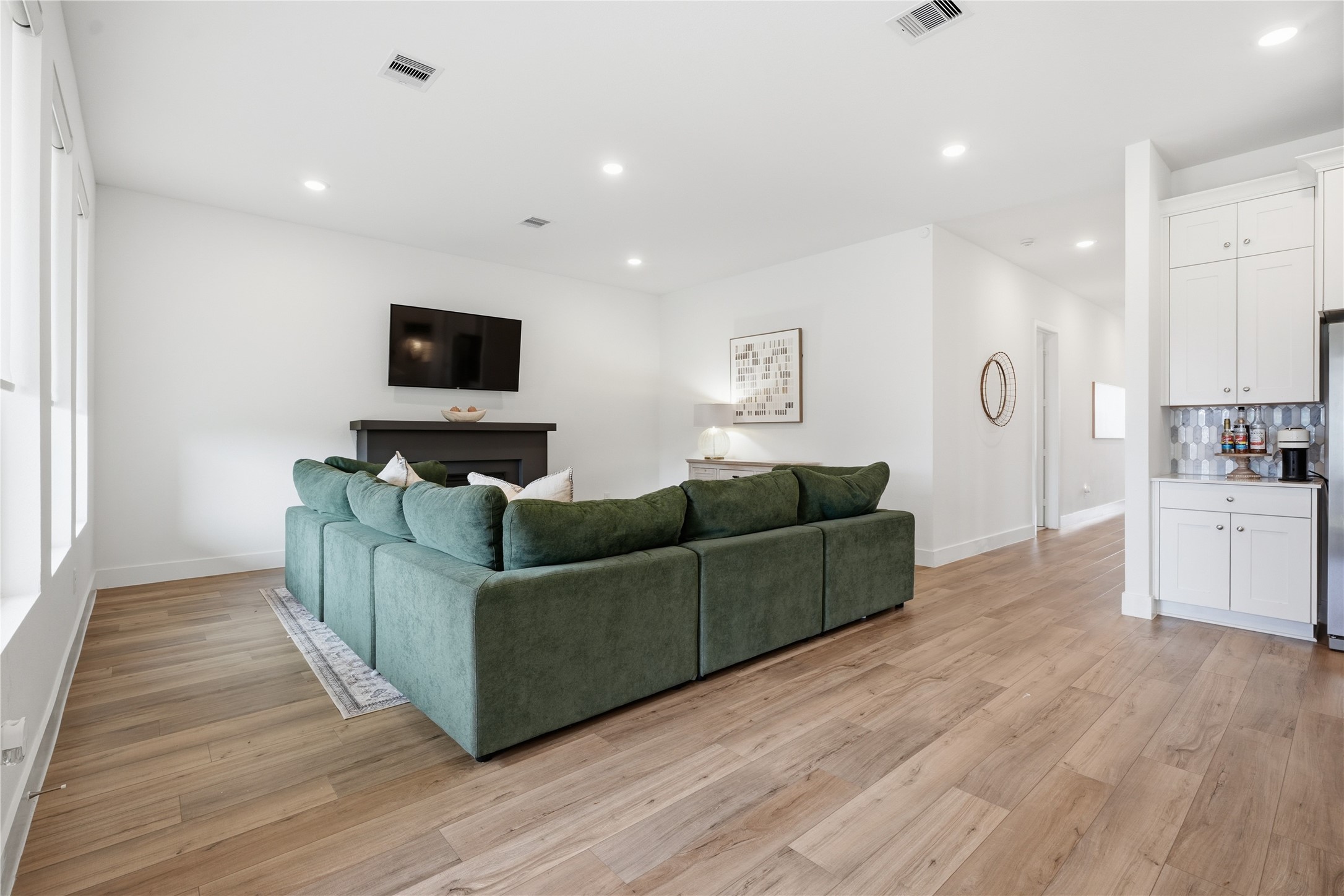 3019 Shelly Bayou Court, League City, TX 77573