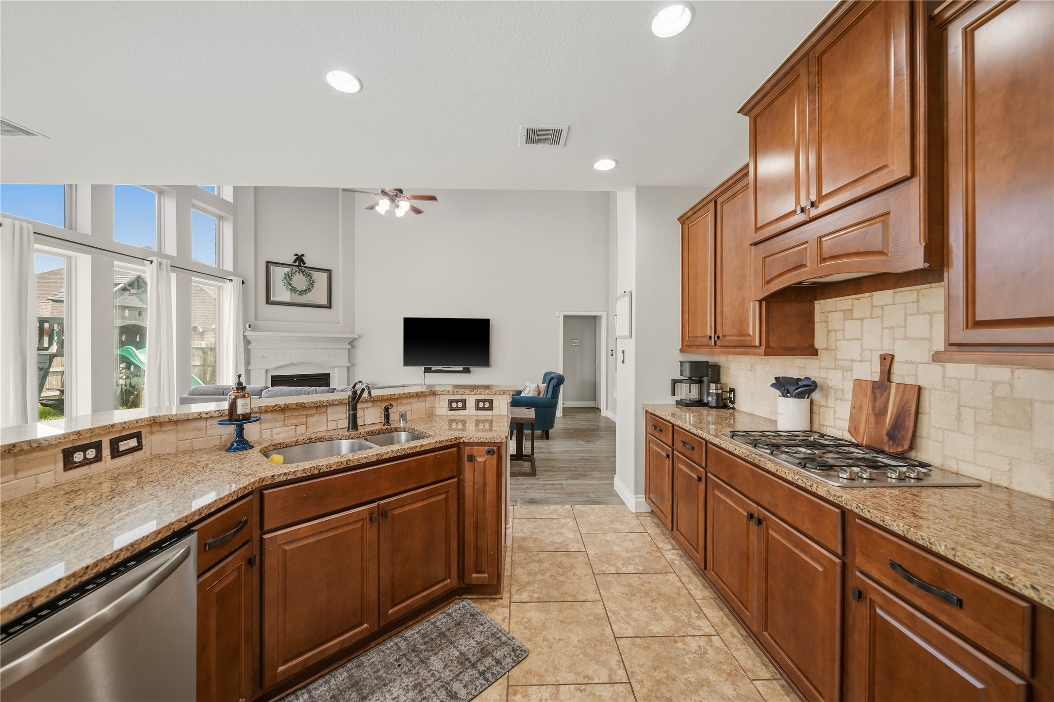 13711 Cutler Springs Court, Pearland, TX 77584