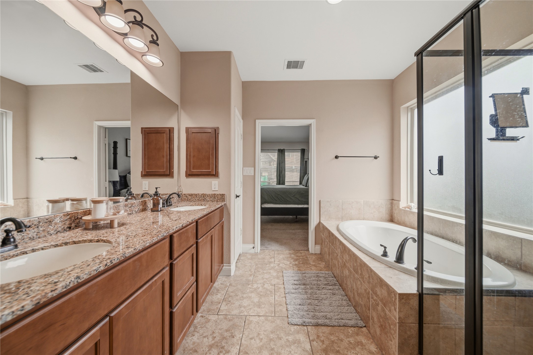 13711 Cutler Springs Court, Pearland, TX 77584
