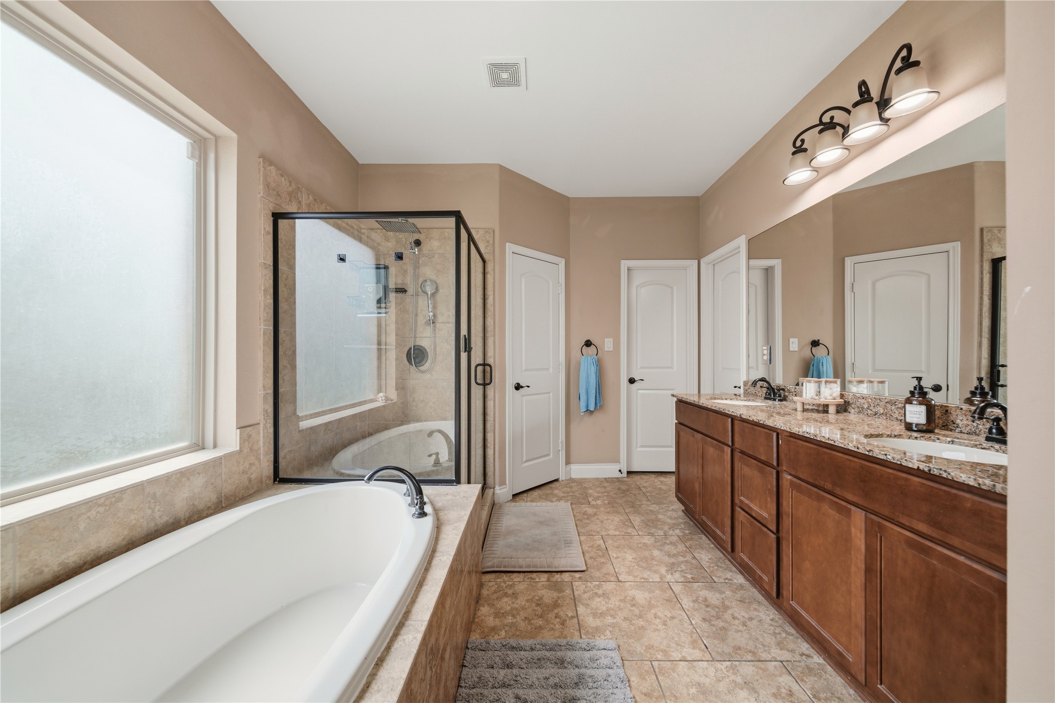 13711 Cutler Springs Court, Pearland, TX 77584
