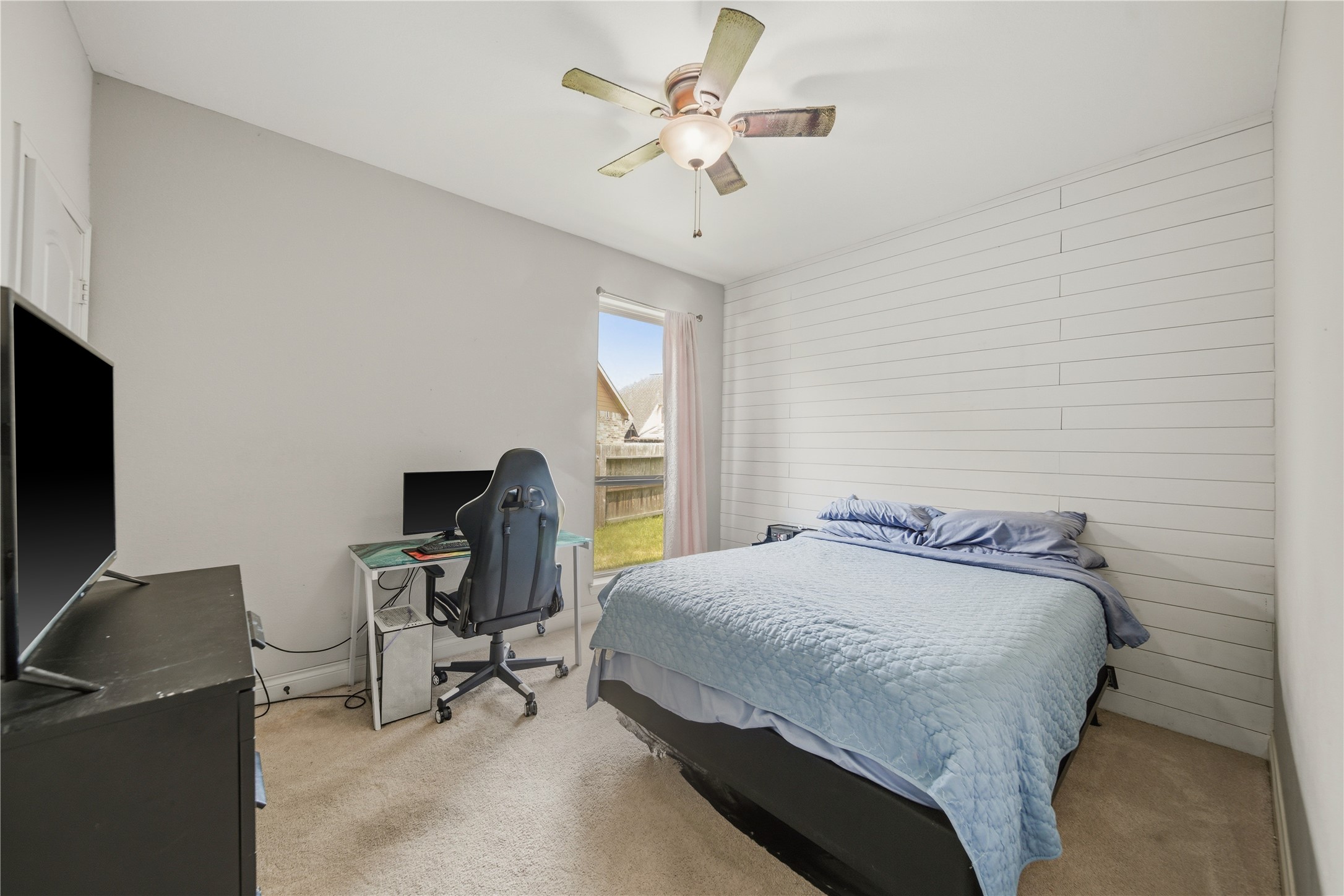 13711 Cutler Springs Court, Pearland, TX 77584