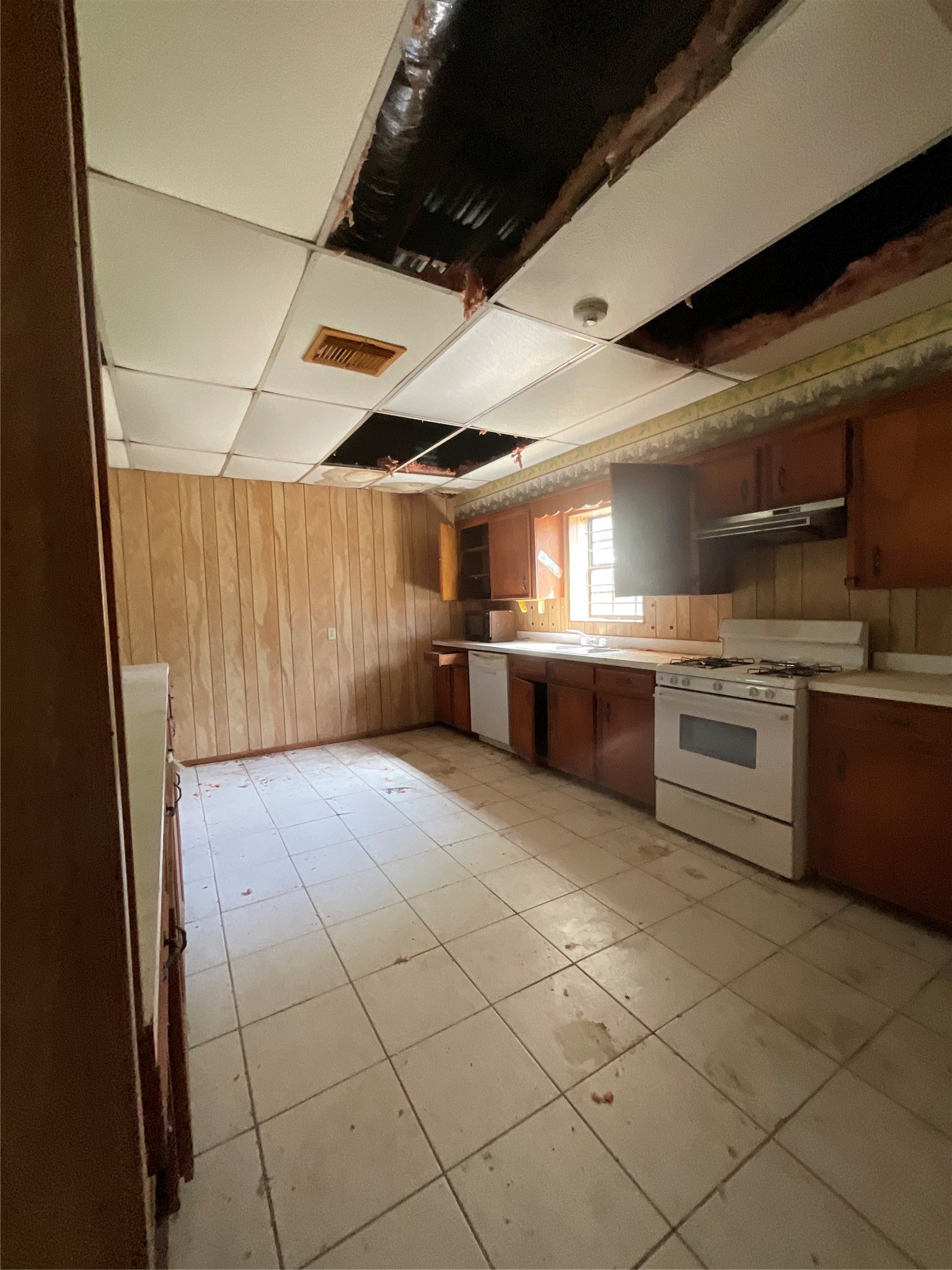 616 Rosedale Street, La Marque, TX 77568