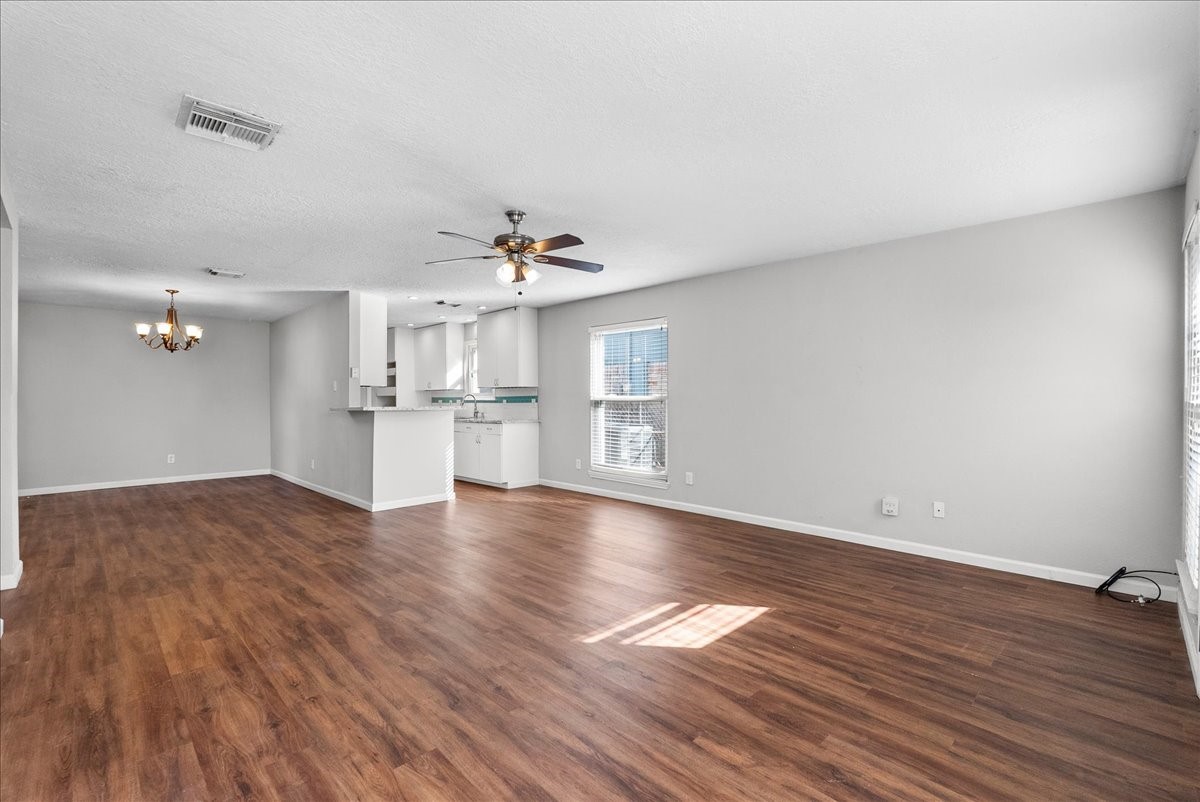 3206 Wavecrest Street, League City, TX 77573
