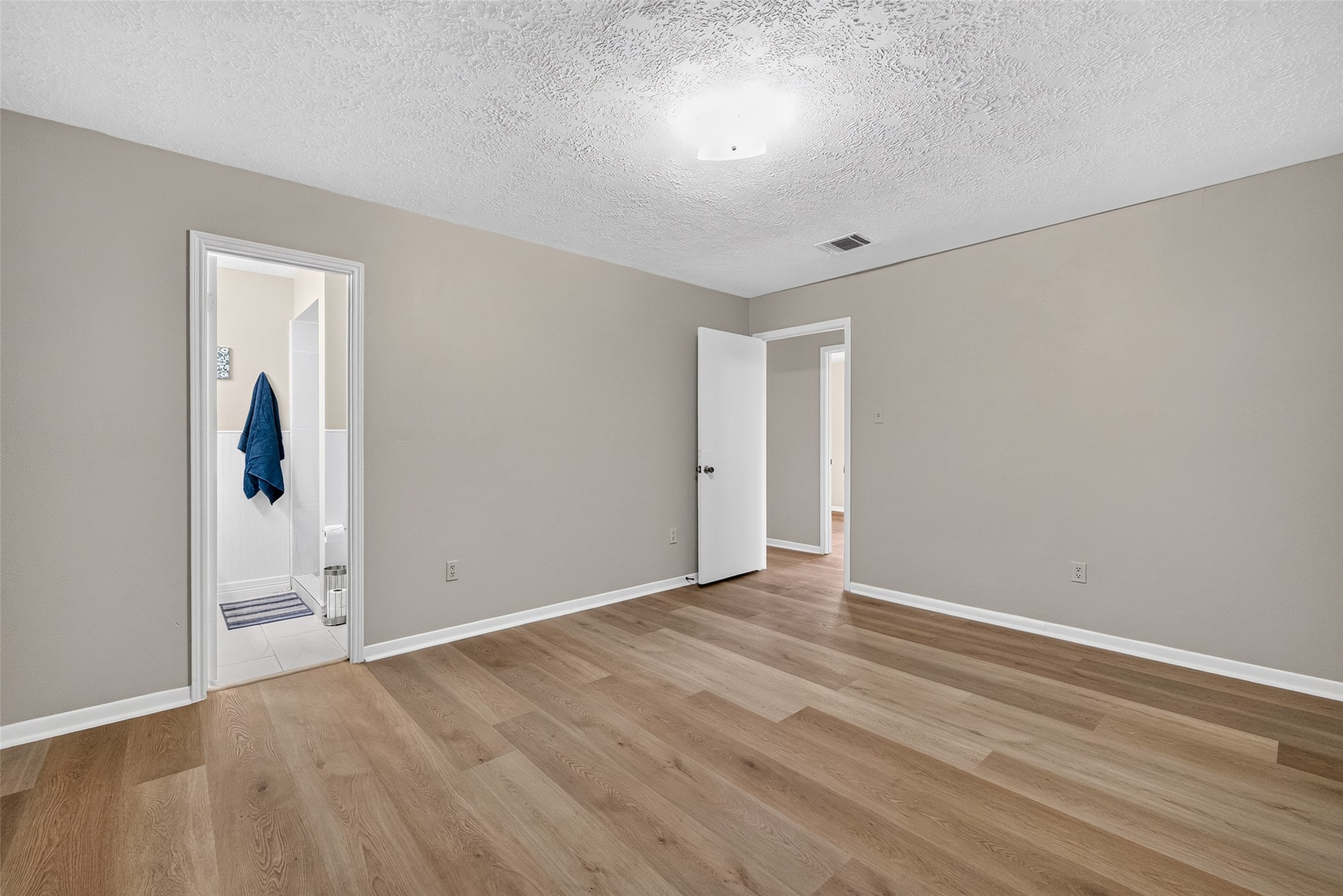 4809 Yellowstone Drive, Pasadena, TX 77505