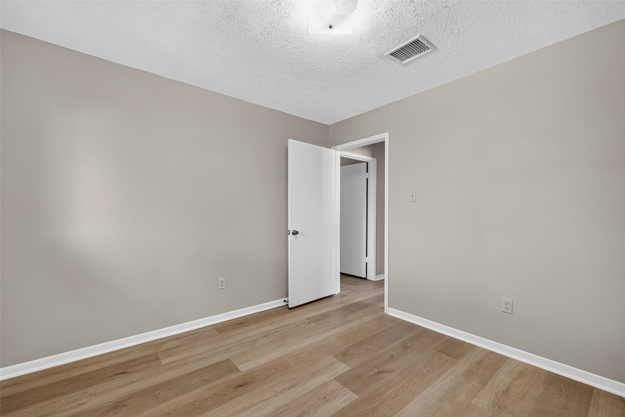 4809 Yellowstone Drive, Pasadena, TX 77505