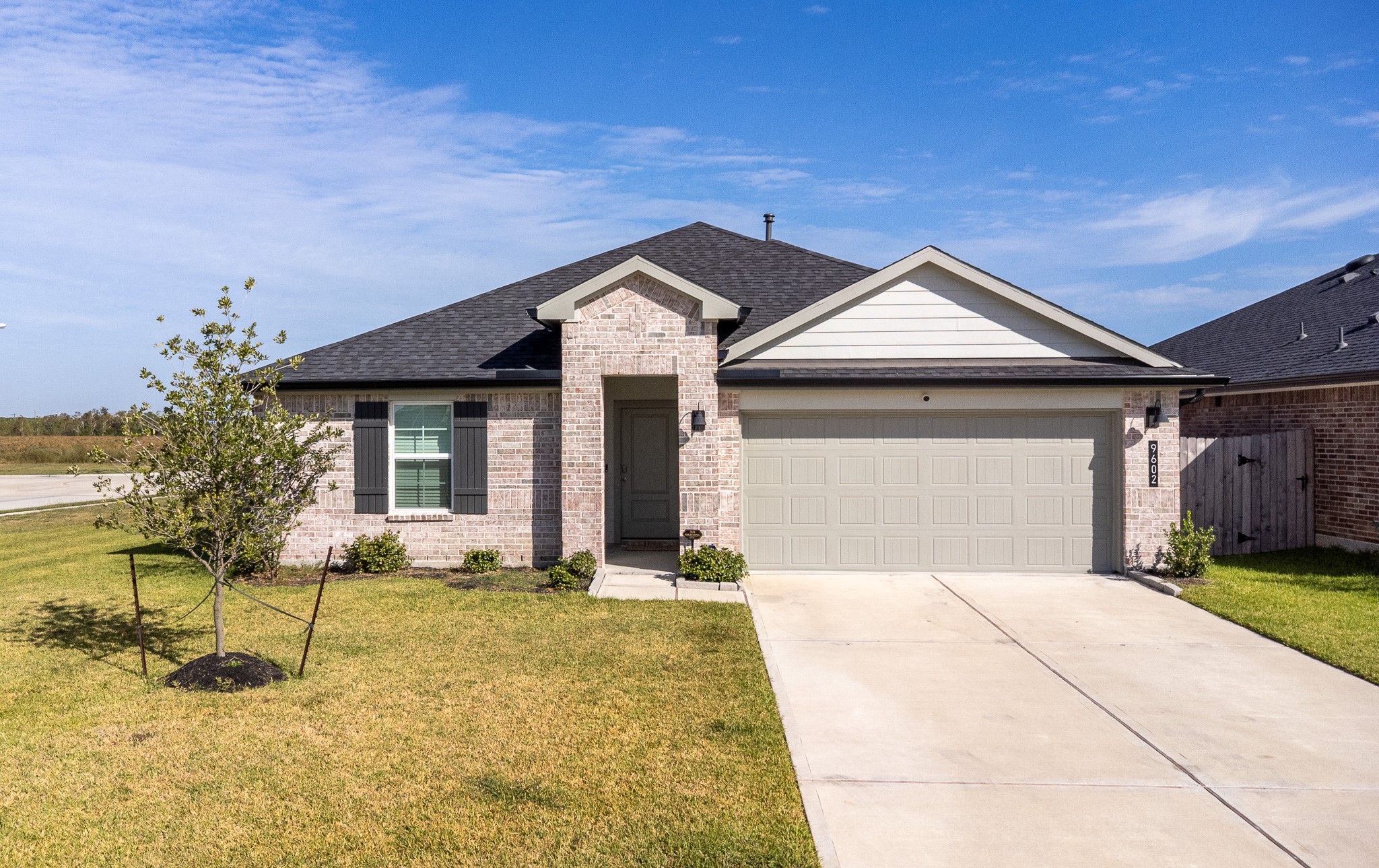 9602 Wall Street, Texas City, TX 77591