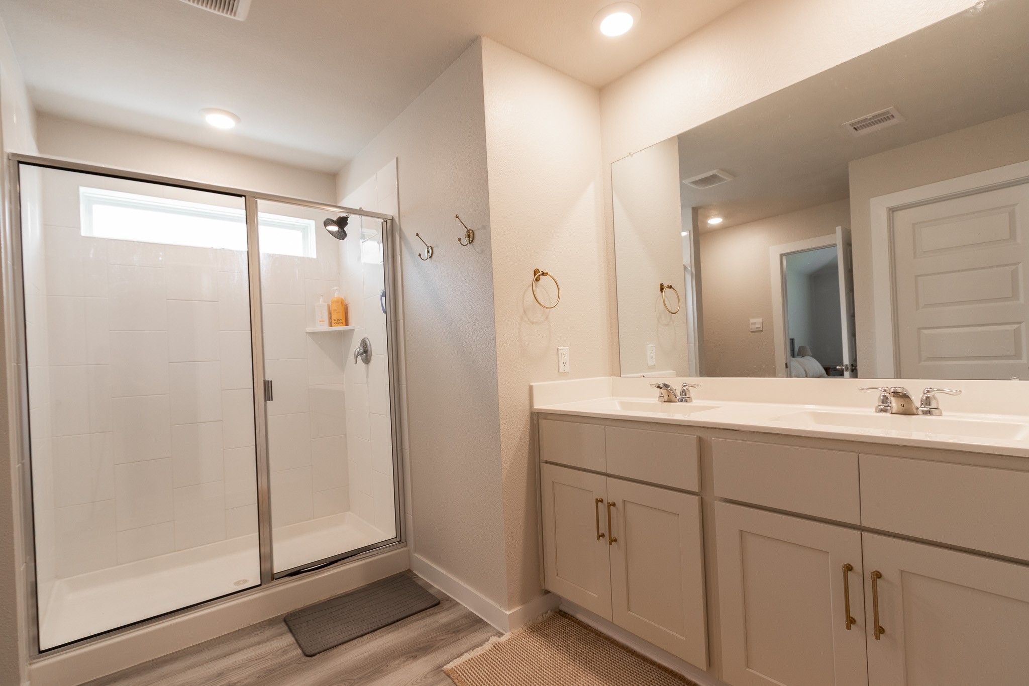 PRIMARY BATH - DOUBLE VANITY