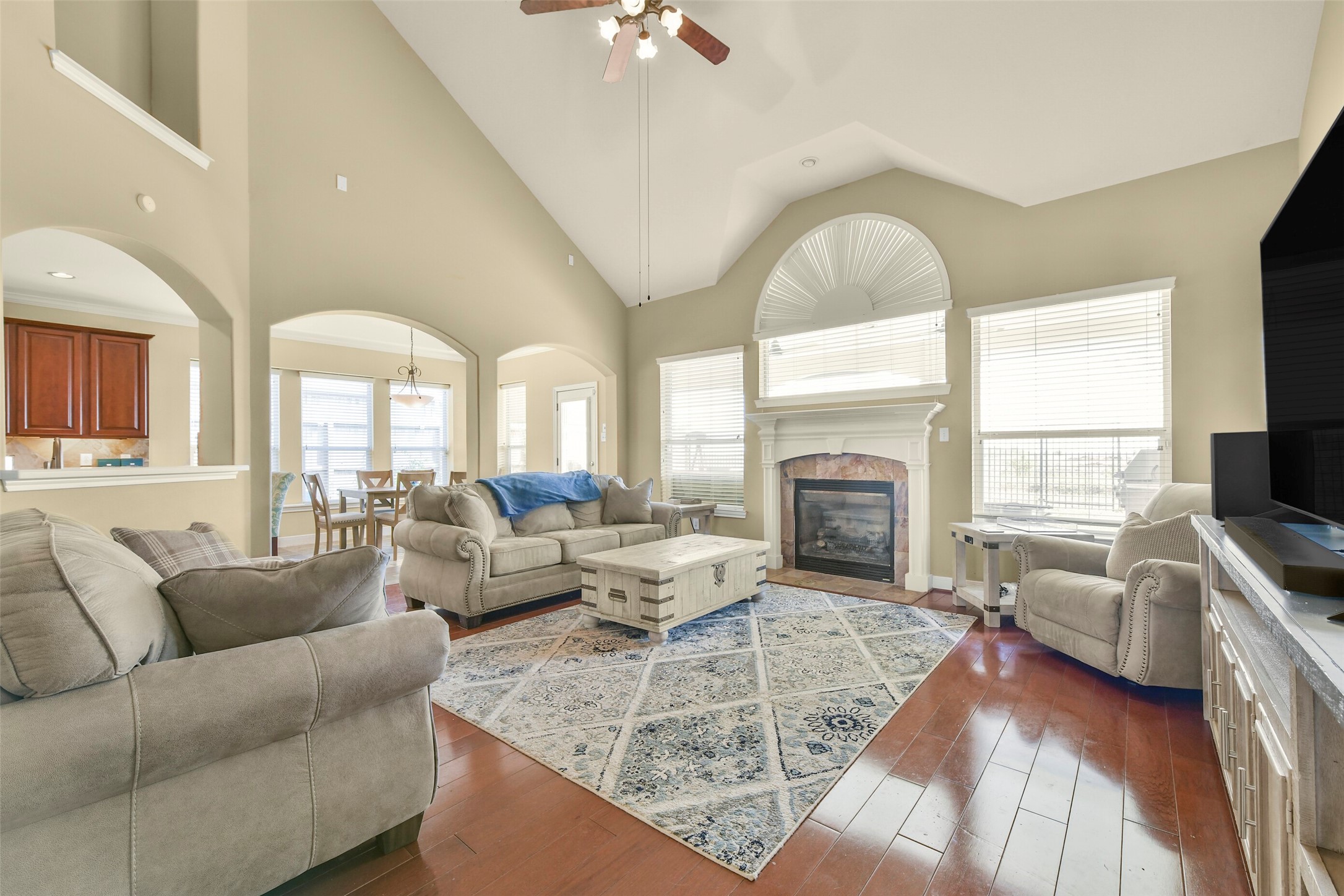 5216 Hidden Brook Lane, League City, TX 77573
