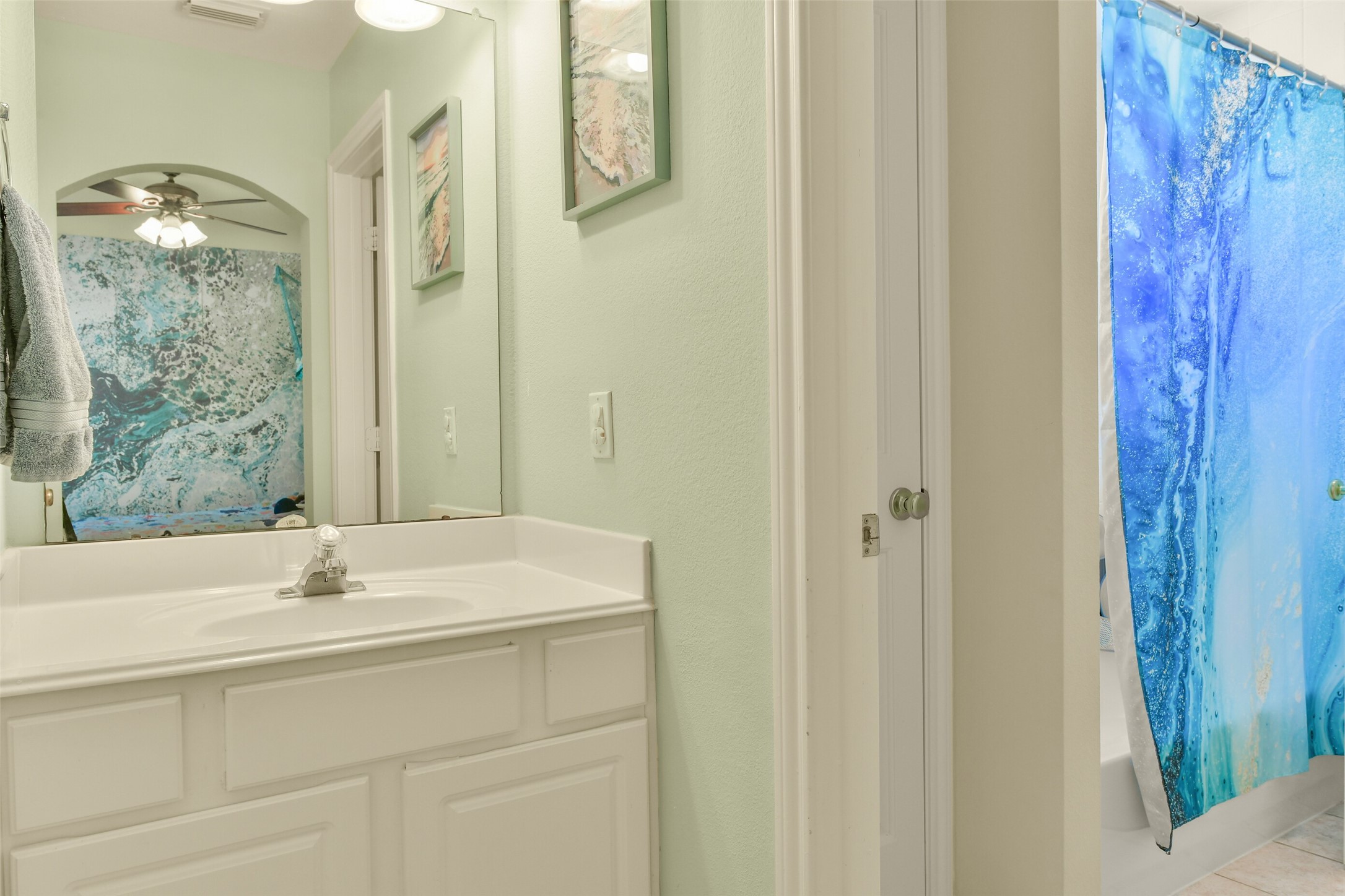 5216 Hidden Brook Lane, League City, TX 77573