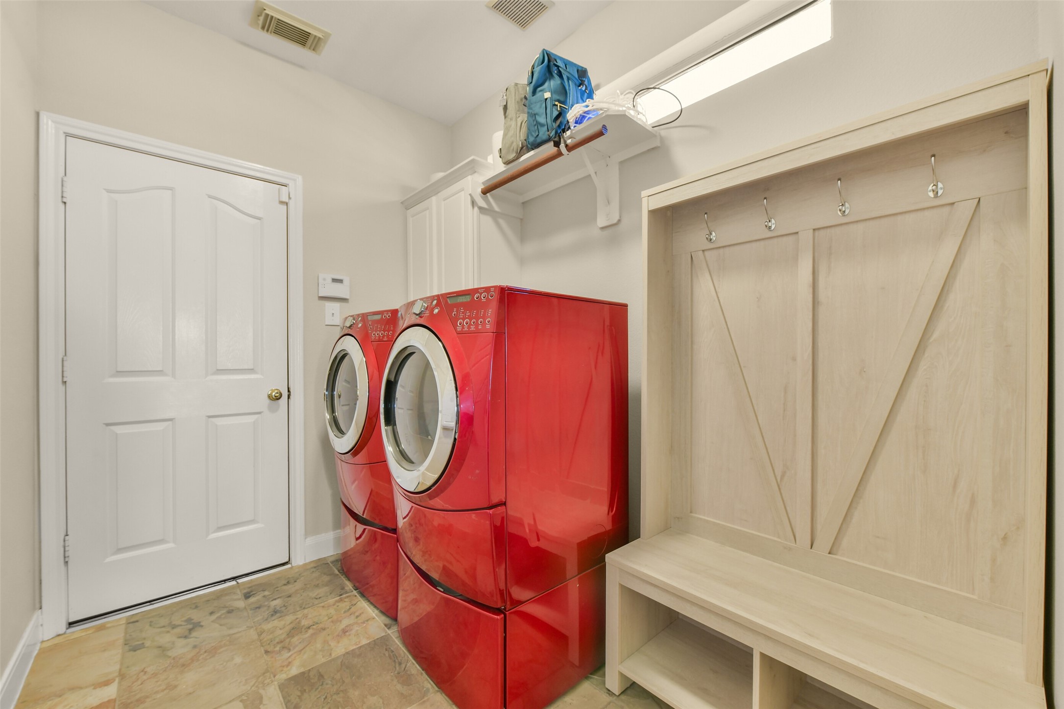 5216 Hidden Brook Lane, League City, TX 77573