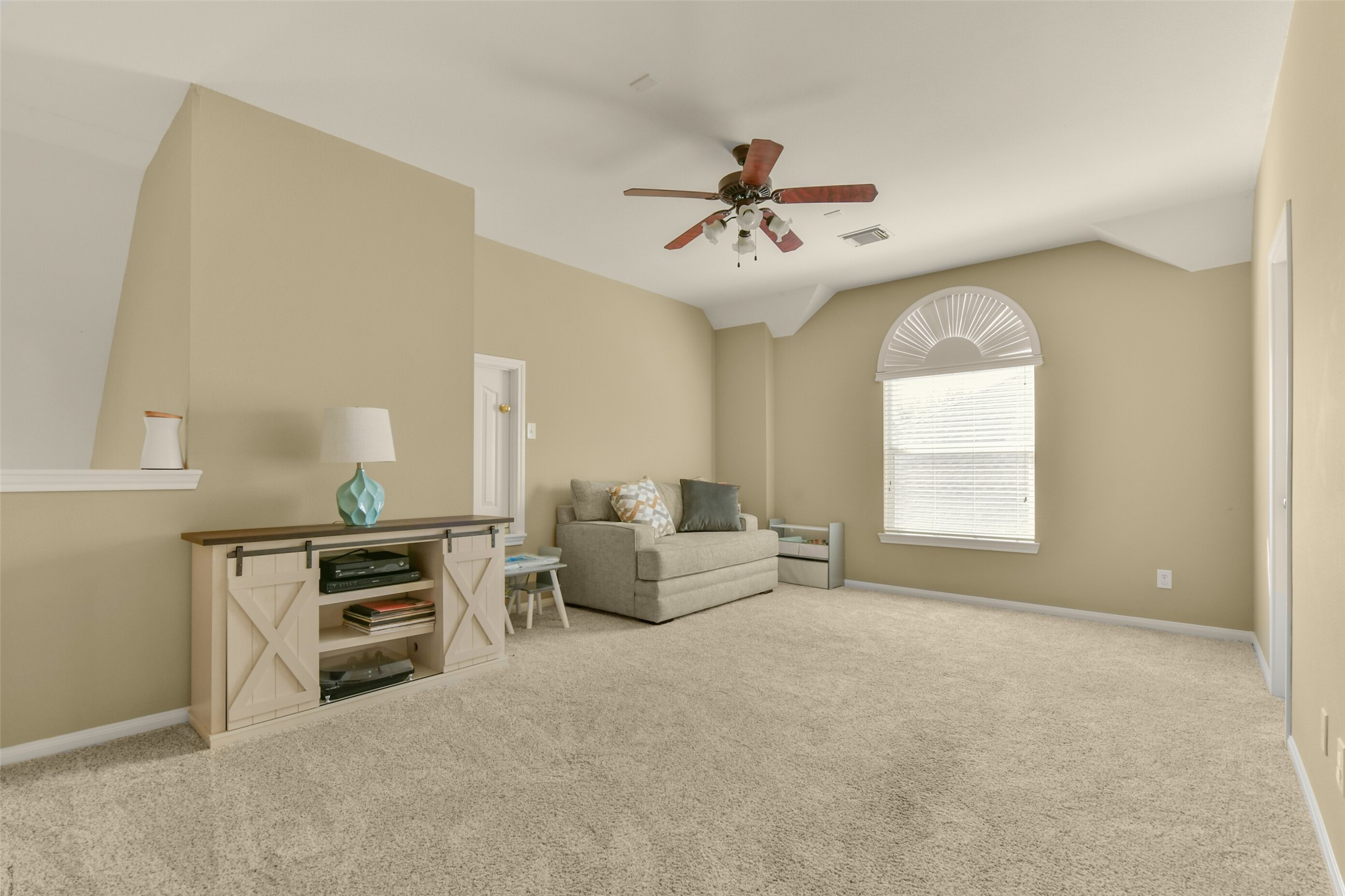 5216 Hidden Brook Lane, League City, TX 77573