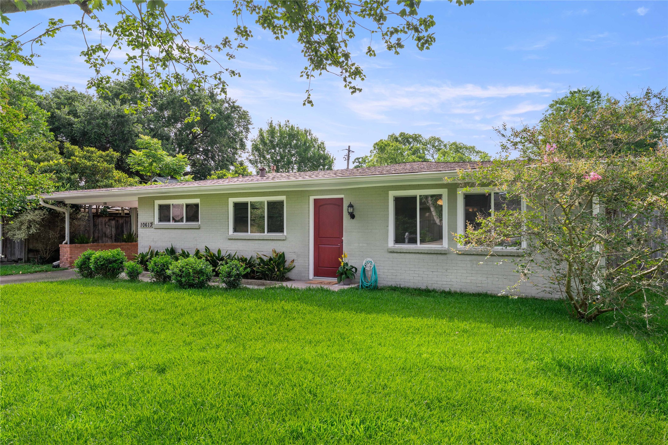 10613 Willowgrove is ready for you to call it home!
