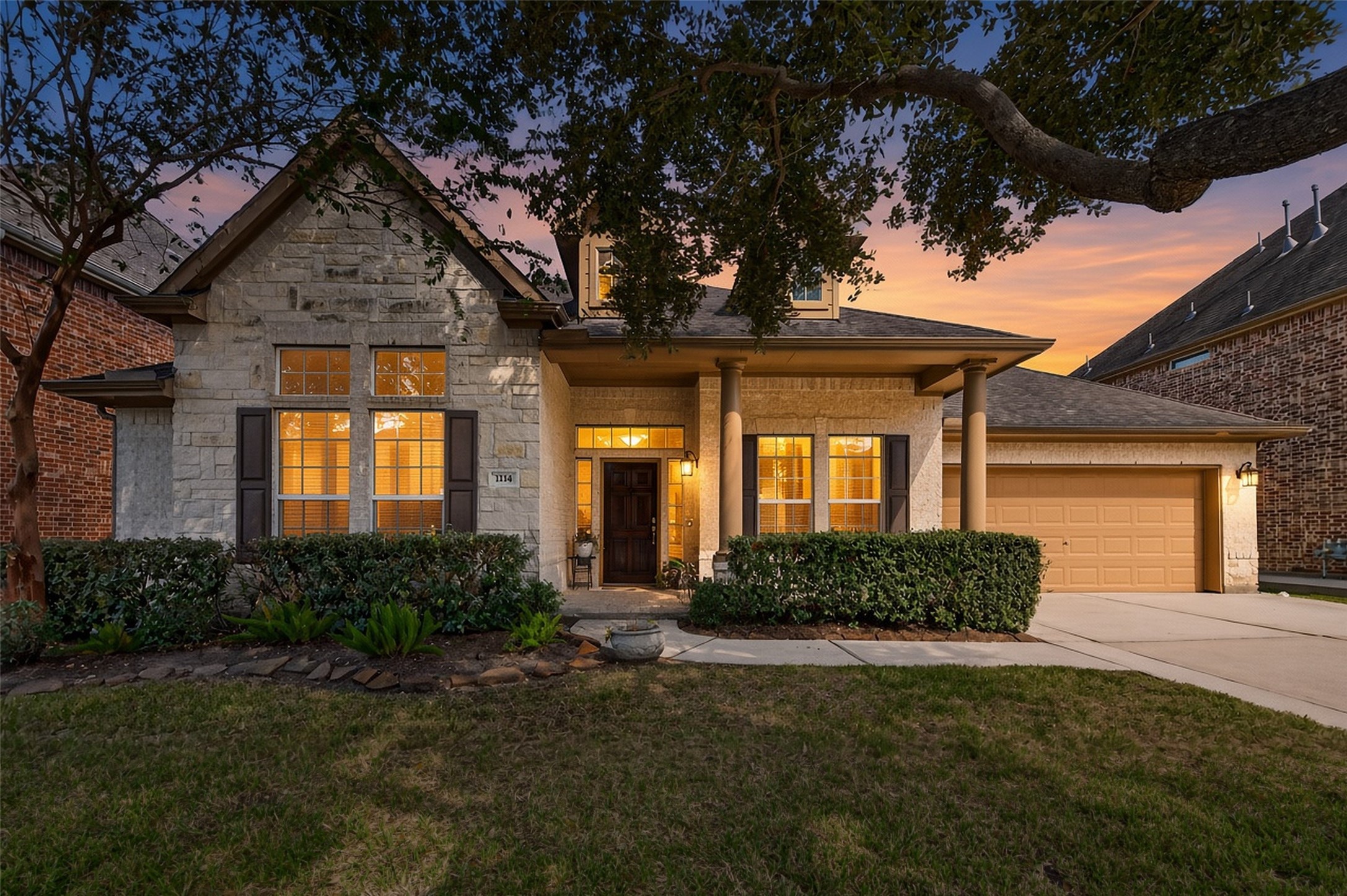 1114 Sydney Lane, Friendswood, TX 77546