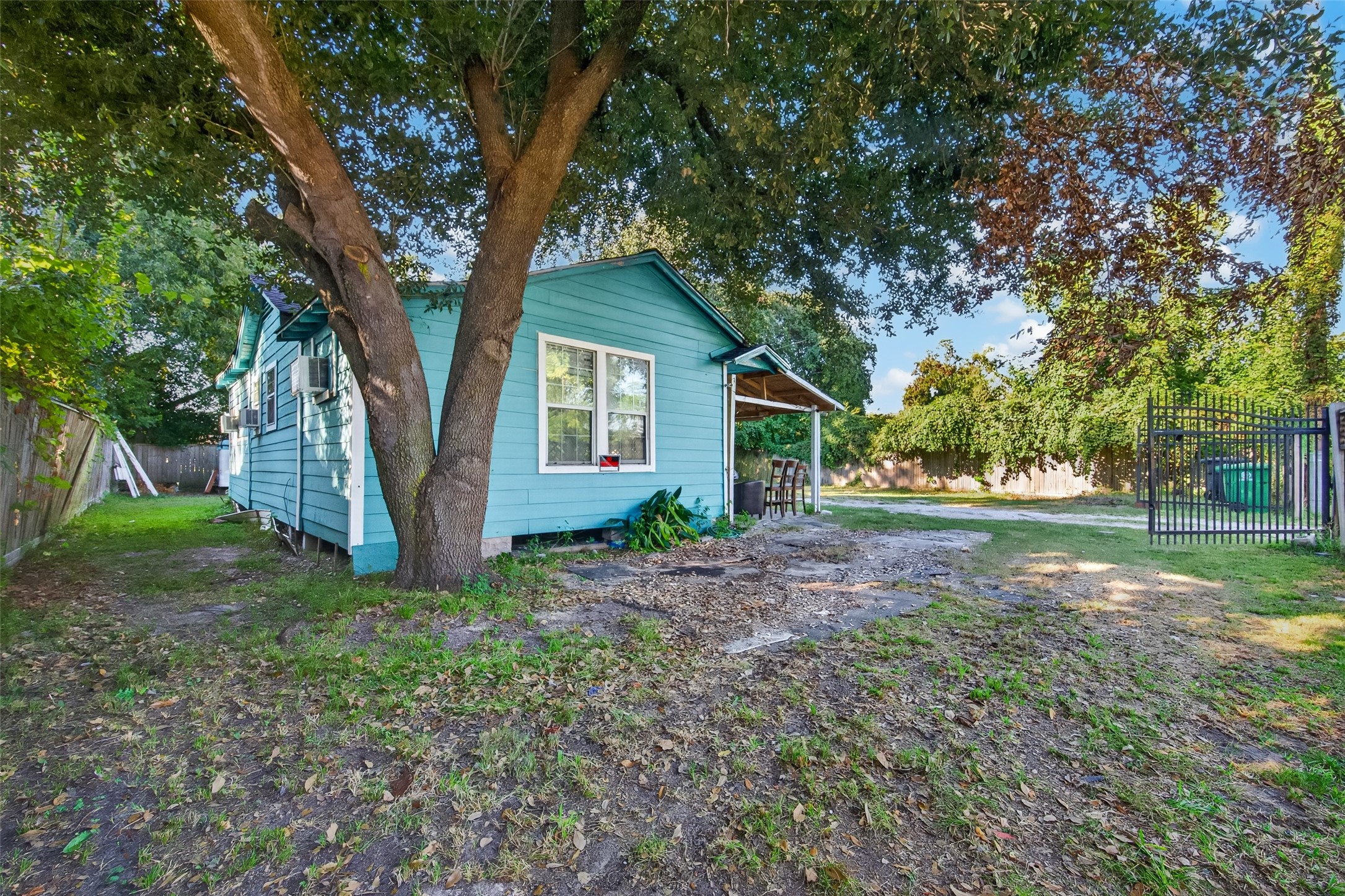 2506 Fairbanks Street, Houston, TX 77026