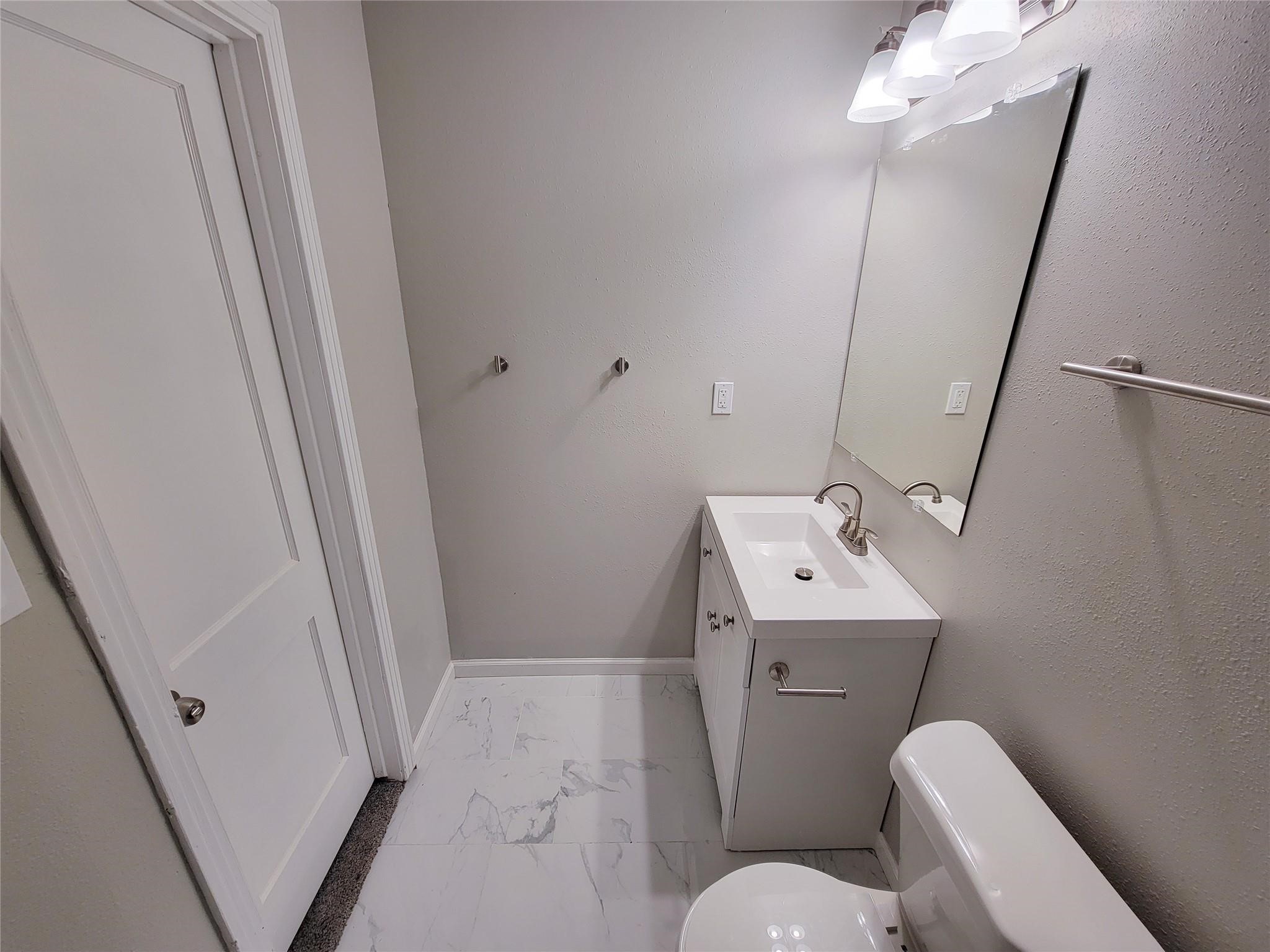 1236 San Felipe Street, Angleton, TX 77515
